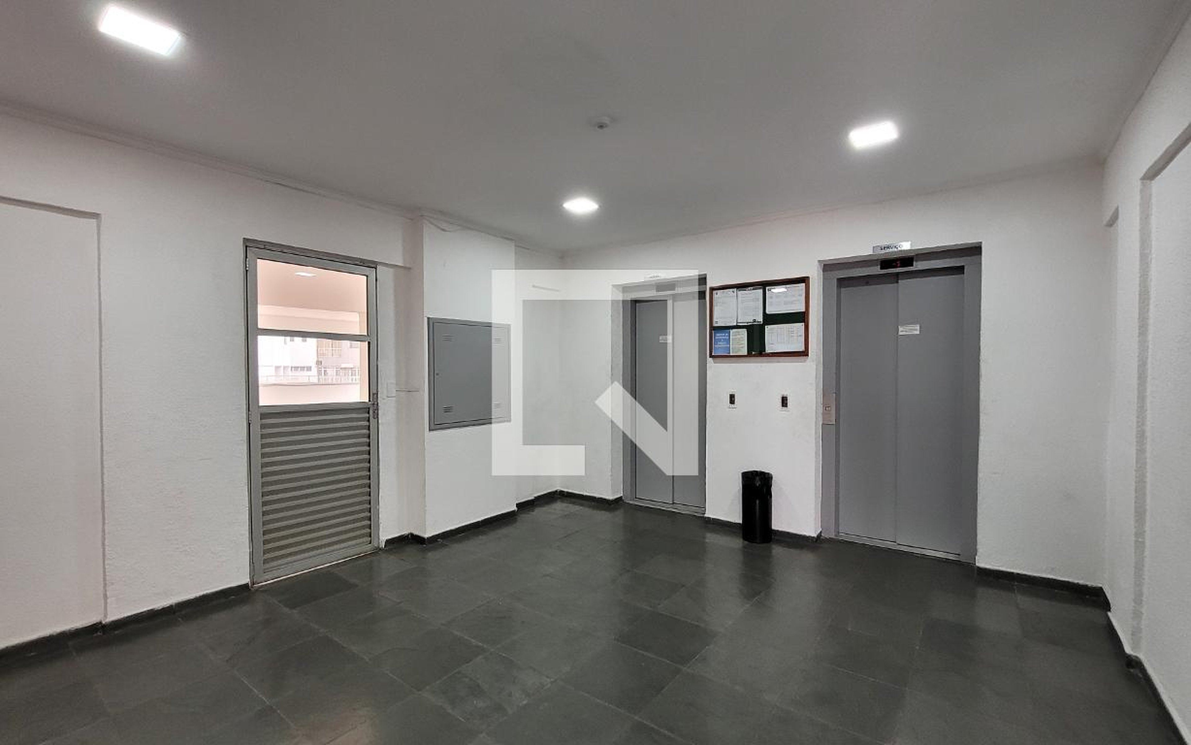 Hall de entrada - Edifício Muritinga