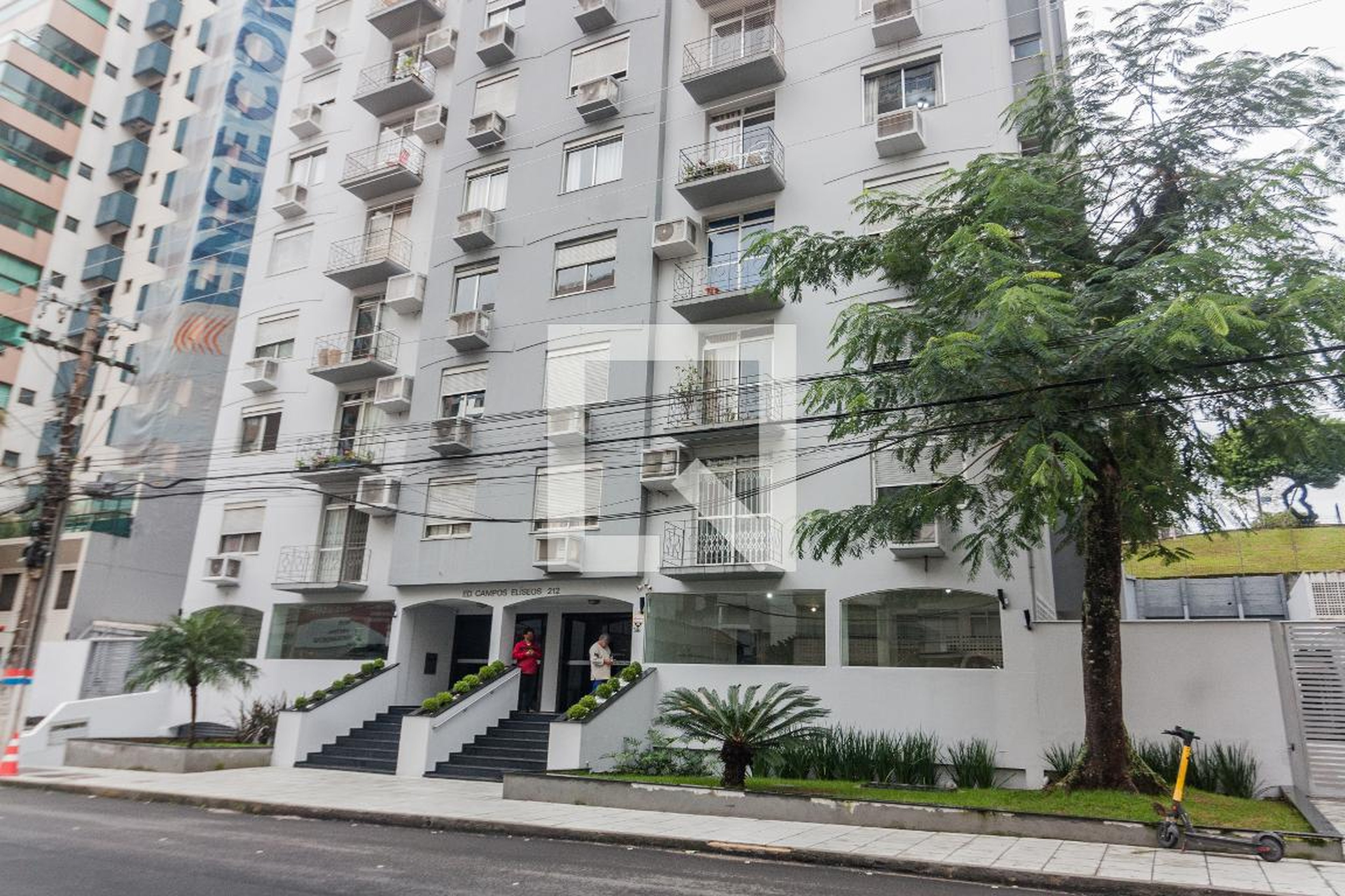 Fachada Residencial Campos Eliseos