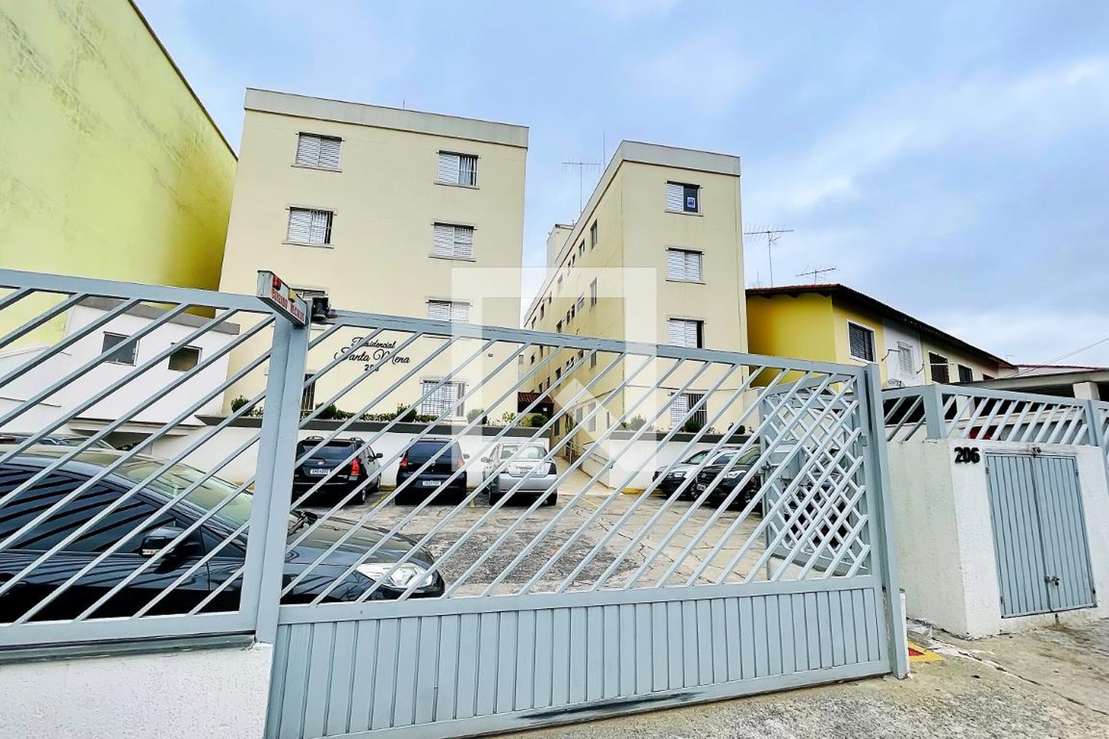 Fachada do Prédio Residencial Santa Mena