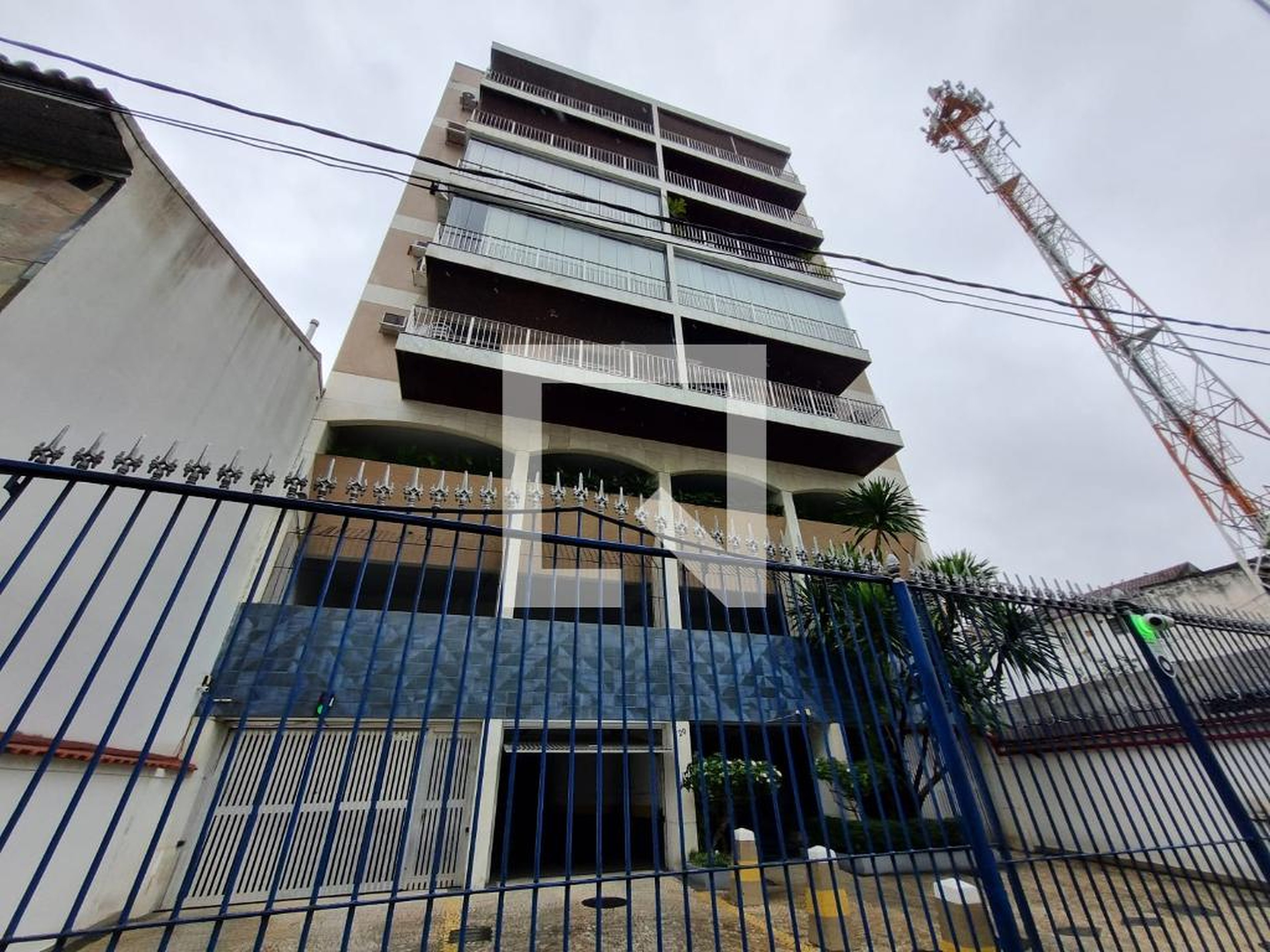 Fachada Edifício Solar do Minho