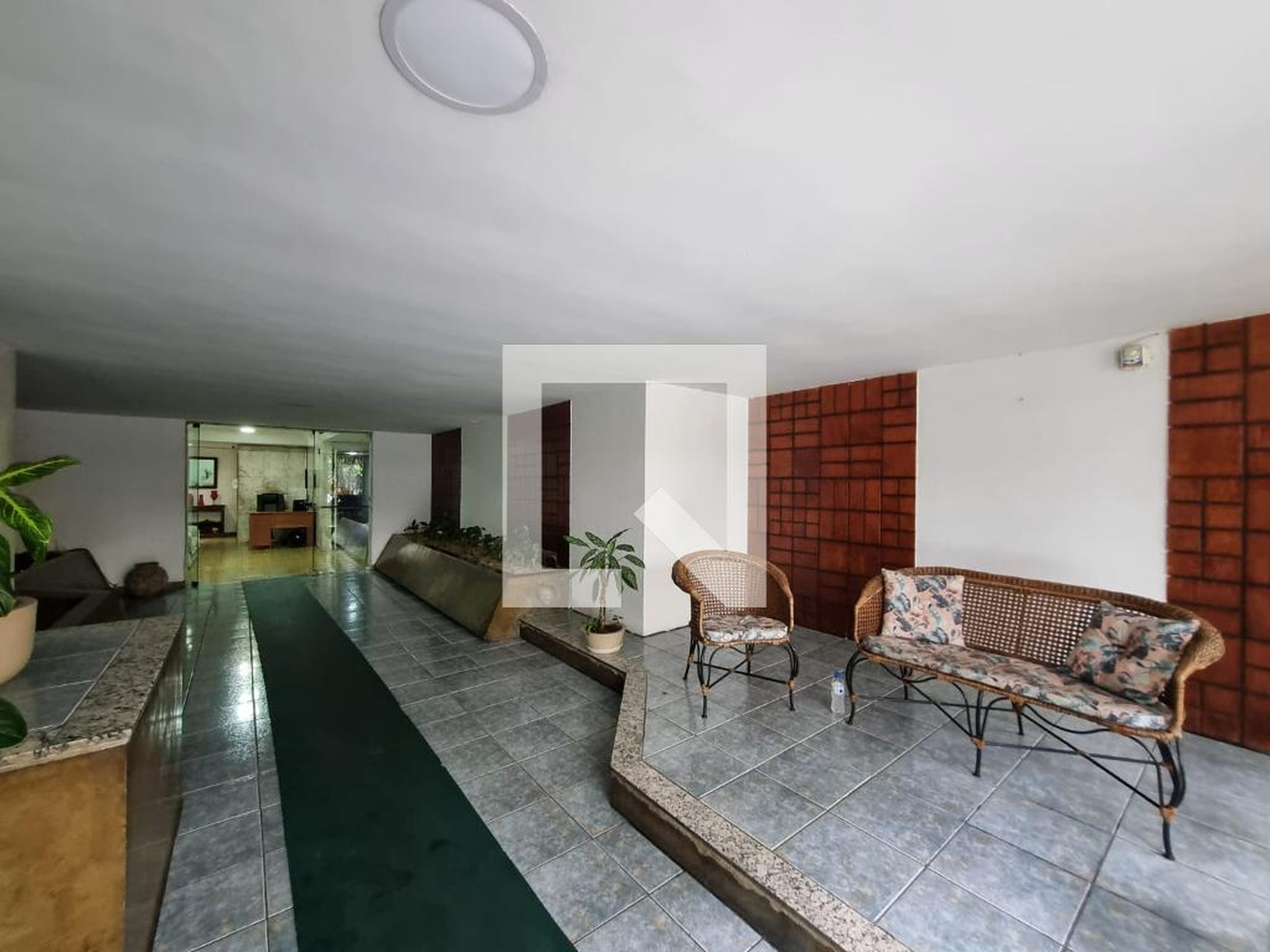 Hall - Edifício Solar do Minho