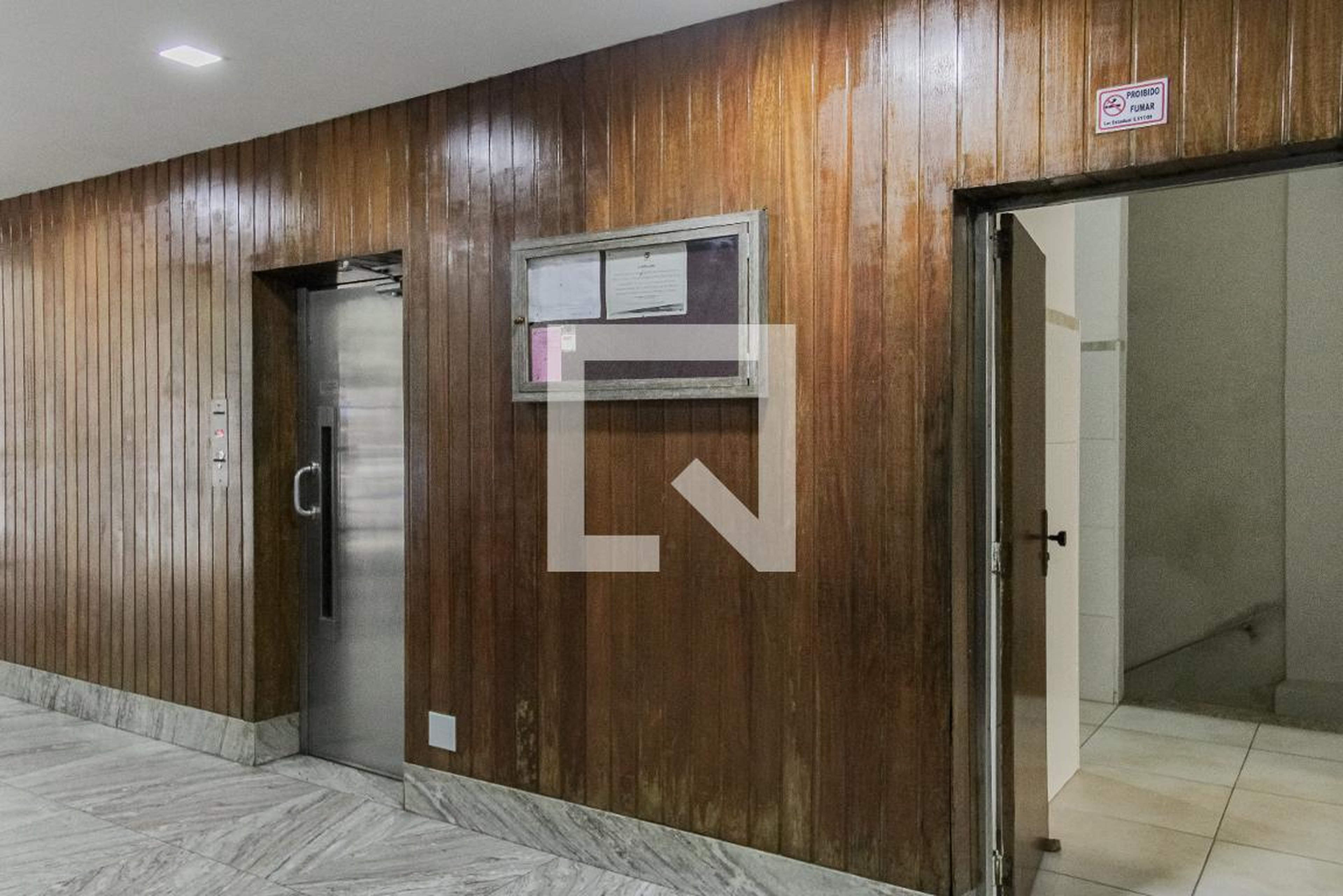 Elevador - Edifício Martinica