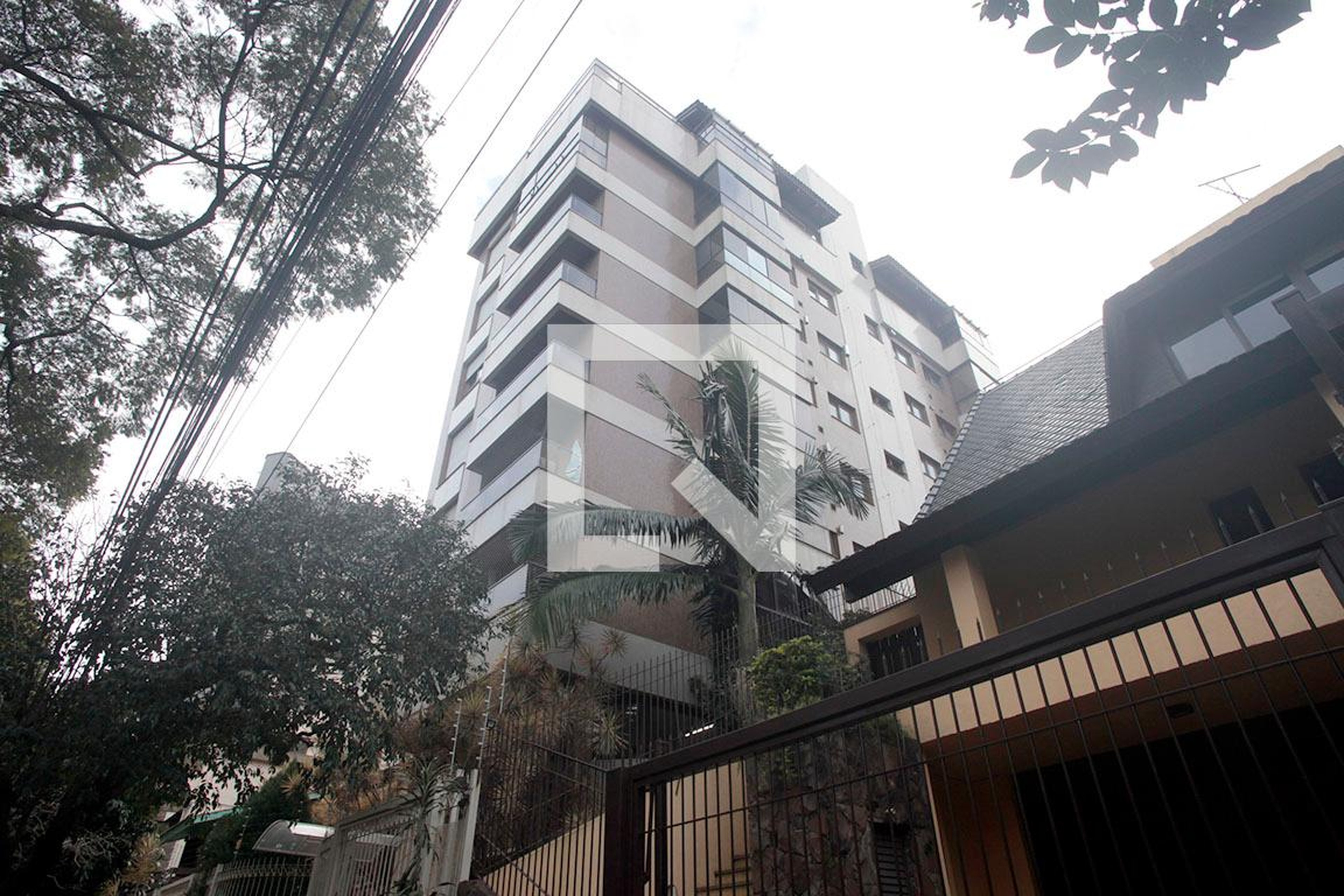 Fachada Condomínio Maison Quebec