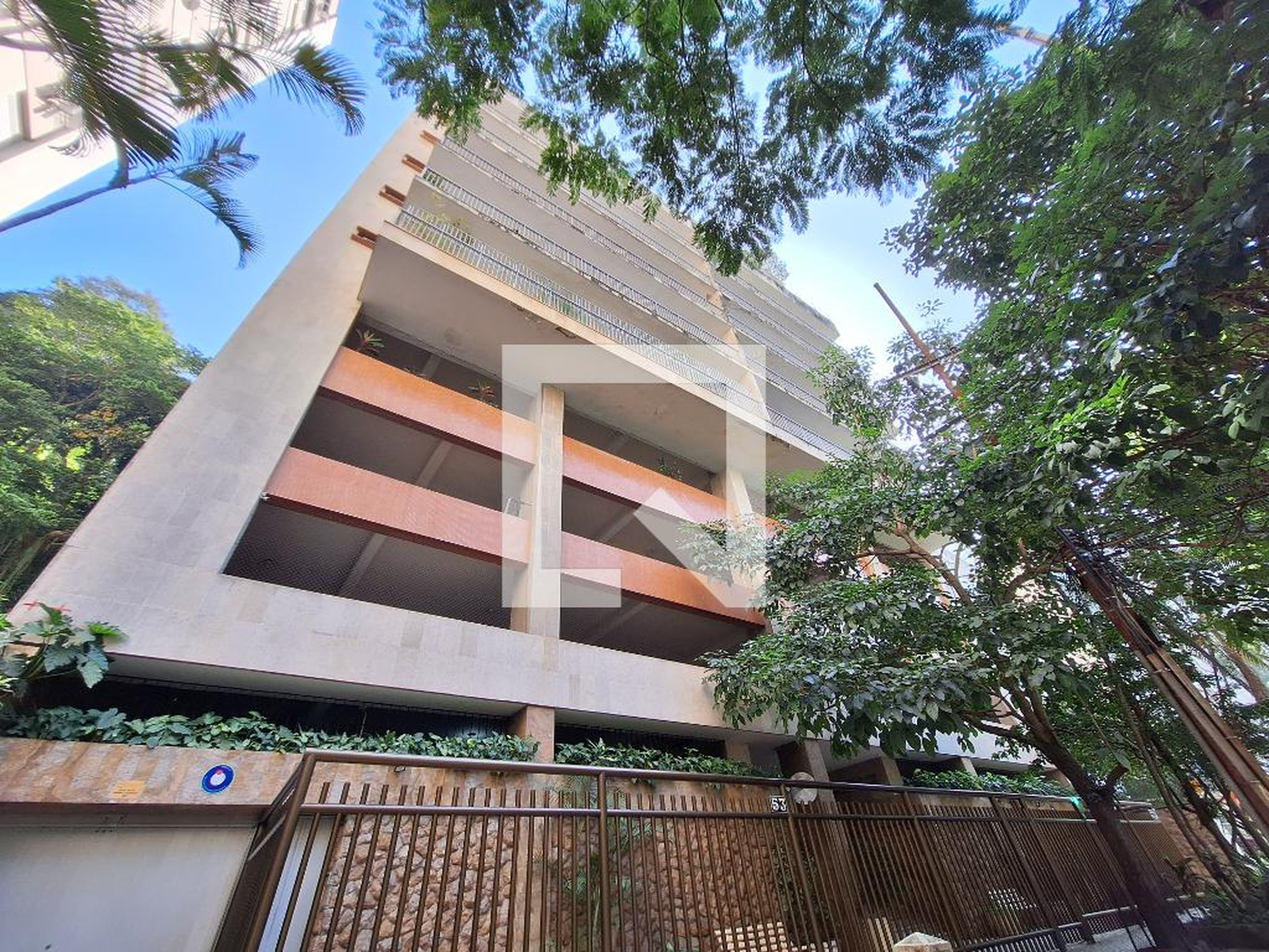 Fachada Edifício Monte Azul