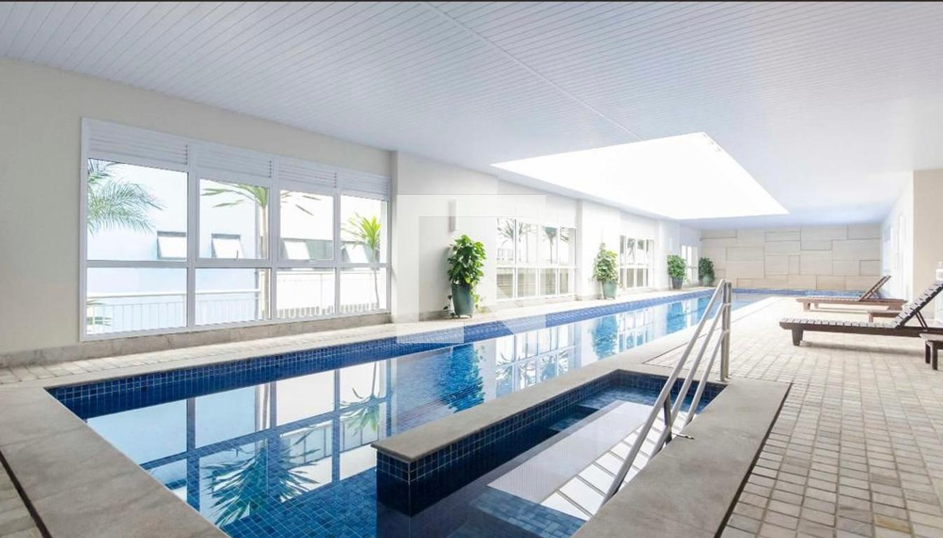 Piscina Coberta - Praça Santana