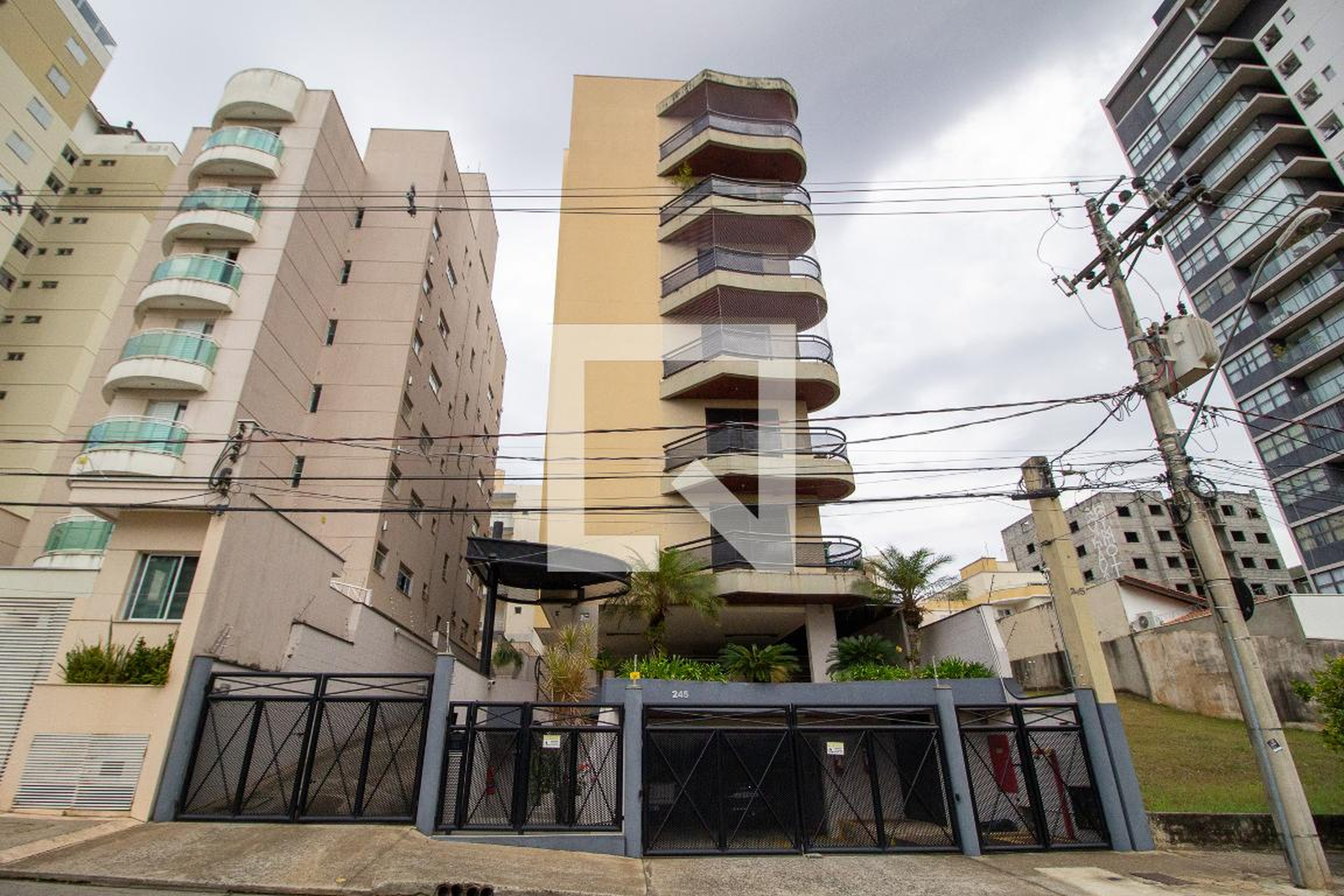 Fachada do Prédio Residencial Campolim