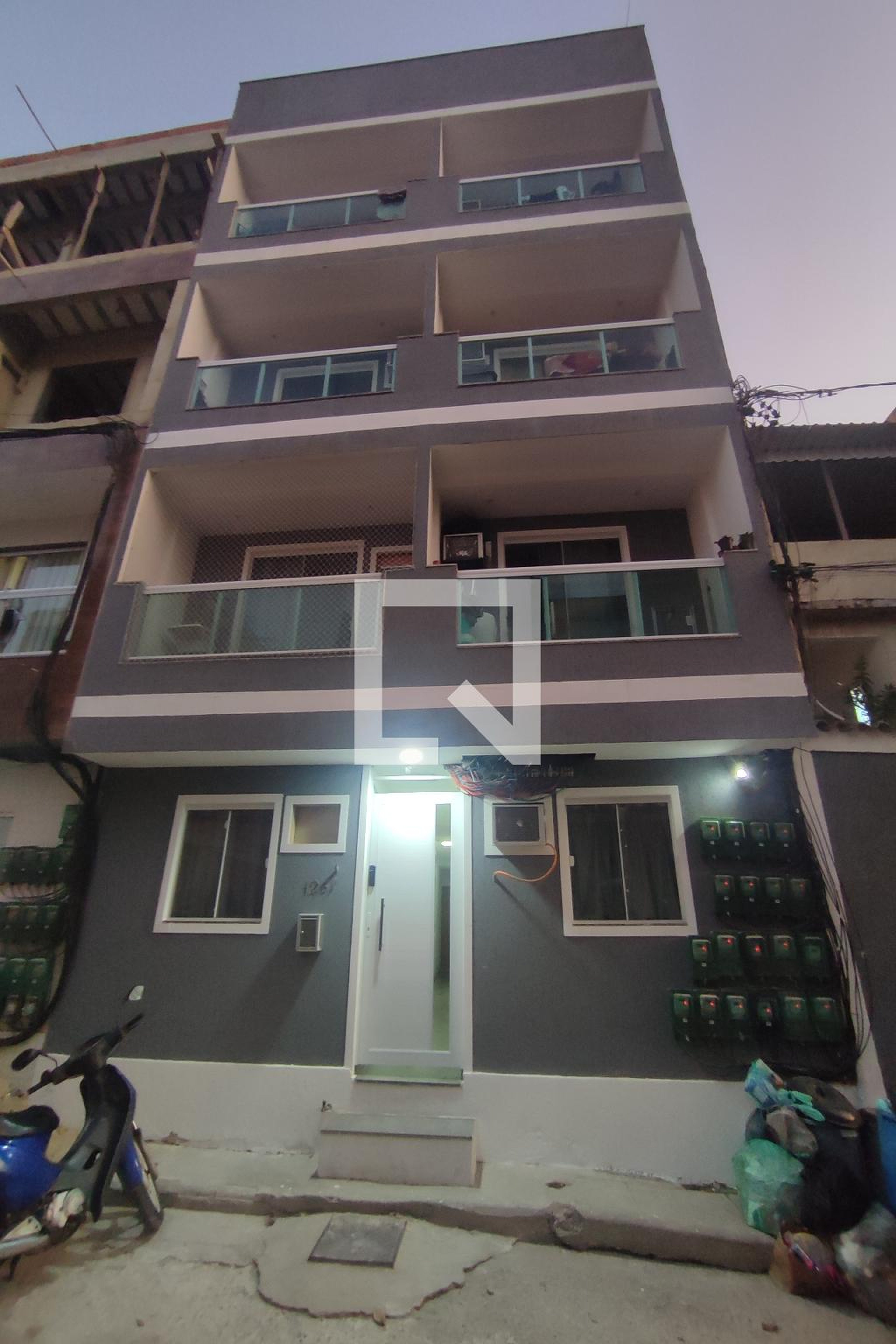 Fachada Condomínio em Rua Frei Rodovalho, 60