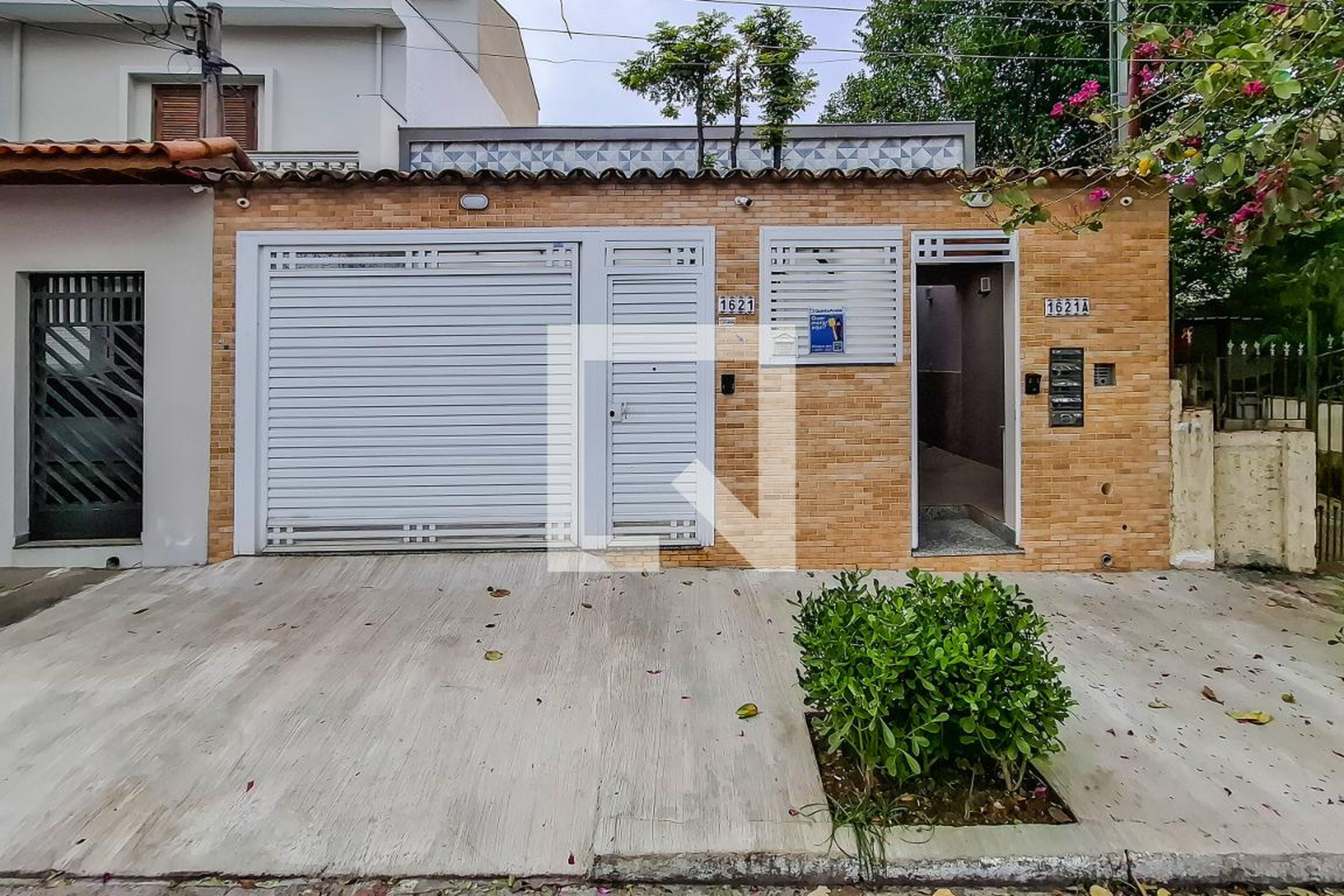 Fachada do Prédio Condomínio em Rua Doutor Mário Vicente, 1621