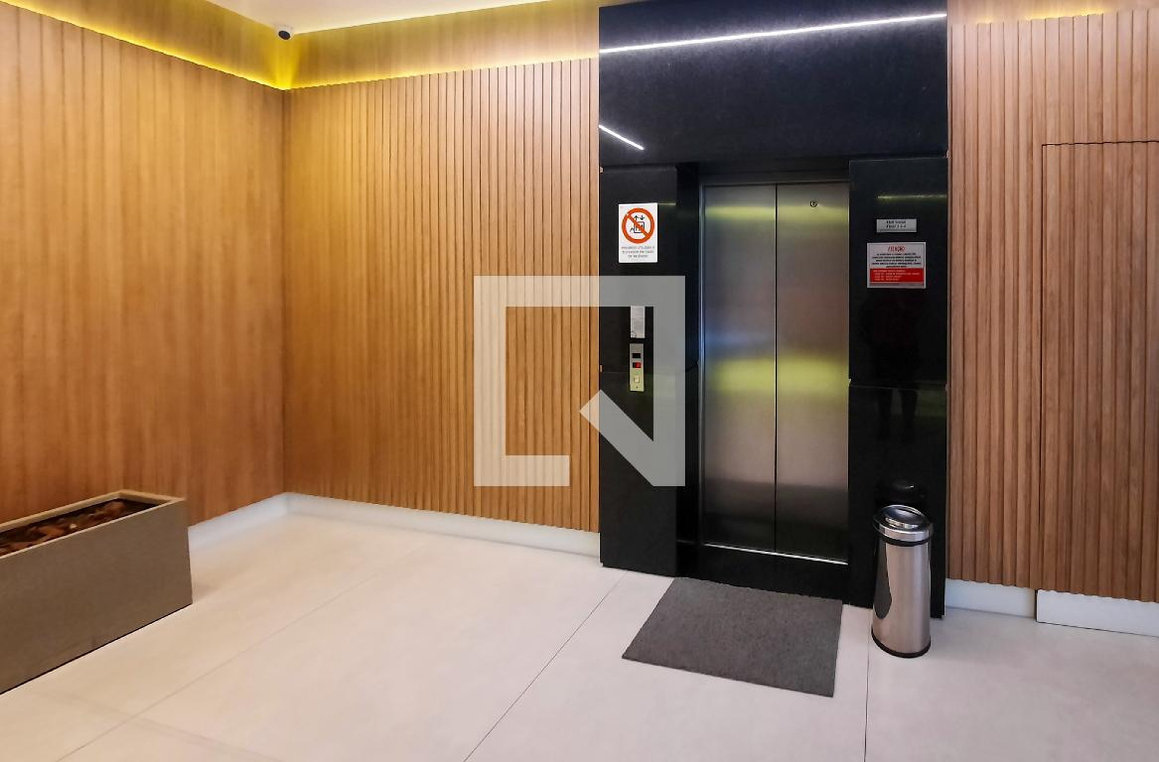 Elevador - Mondo Itaim