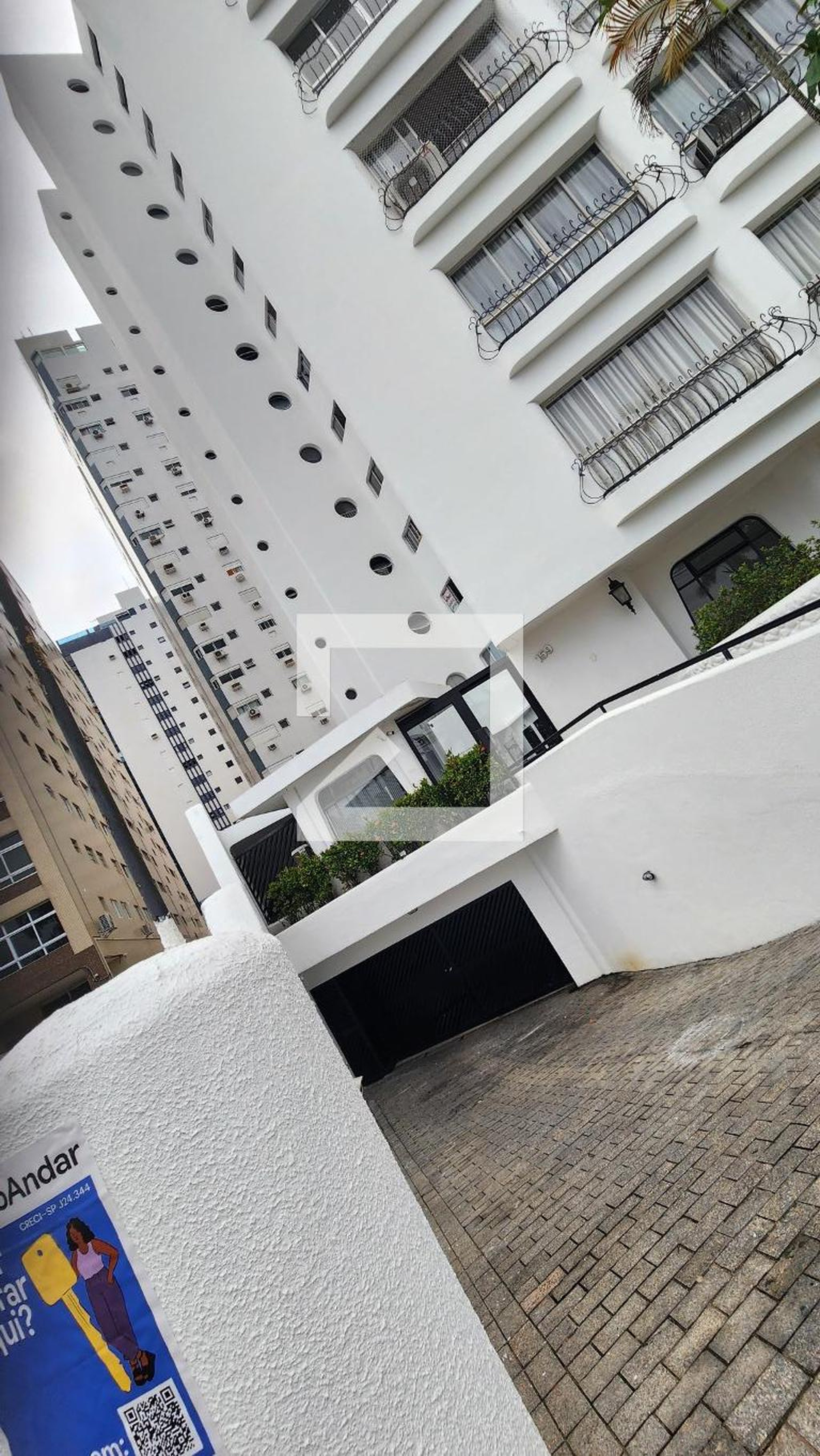 Fachada Condomínio em Rua Isidoro José Ribeiro de Campos, 19