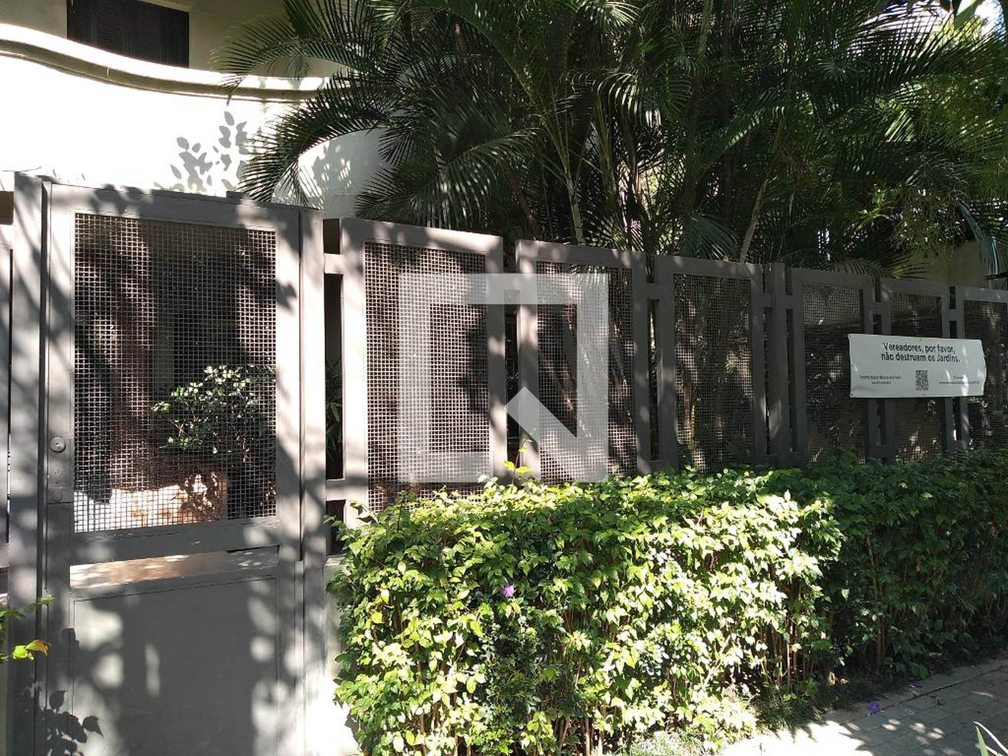 Fachada Edifício Deonita