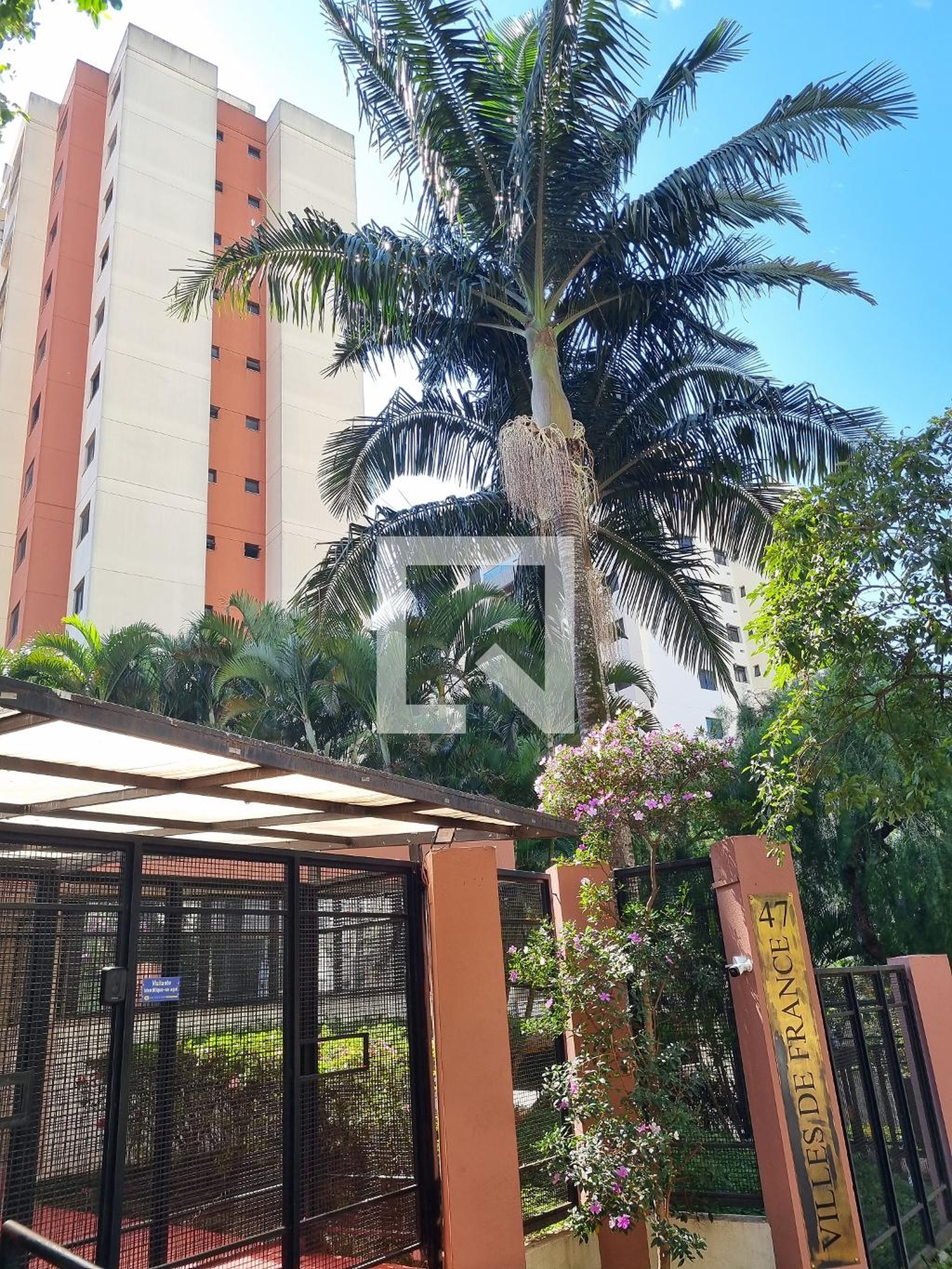 Fachada do Prédio Condomínio Villes de France