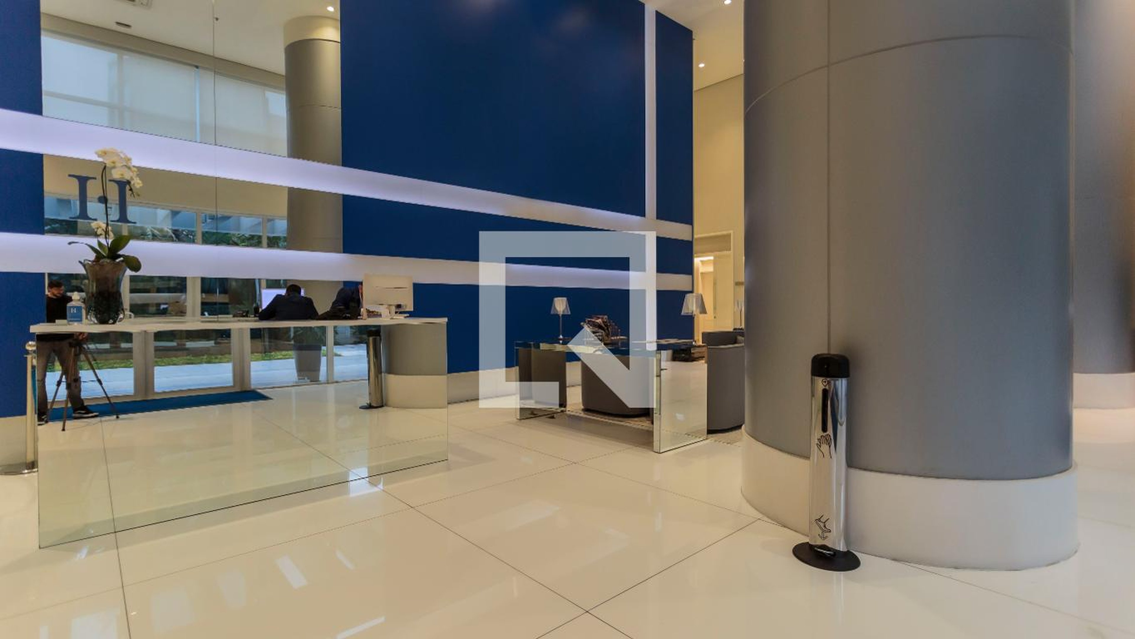 Hall de entrada - Horizonte Home & Offices