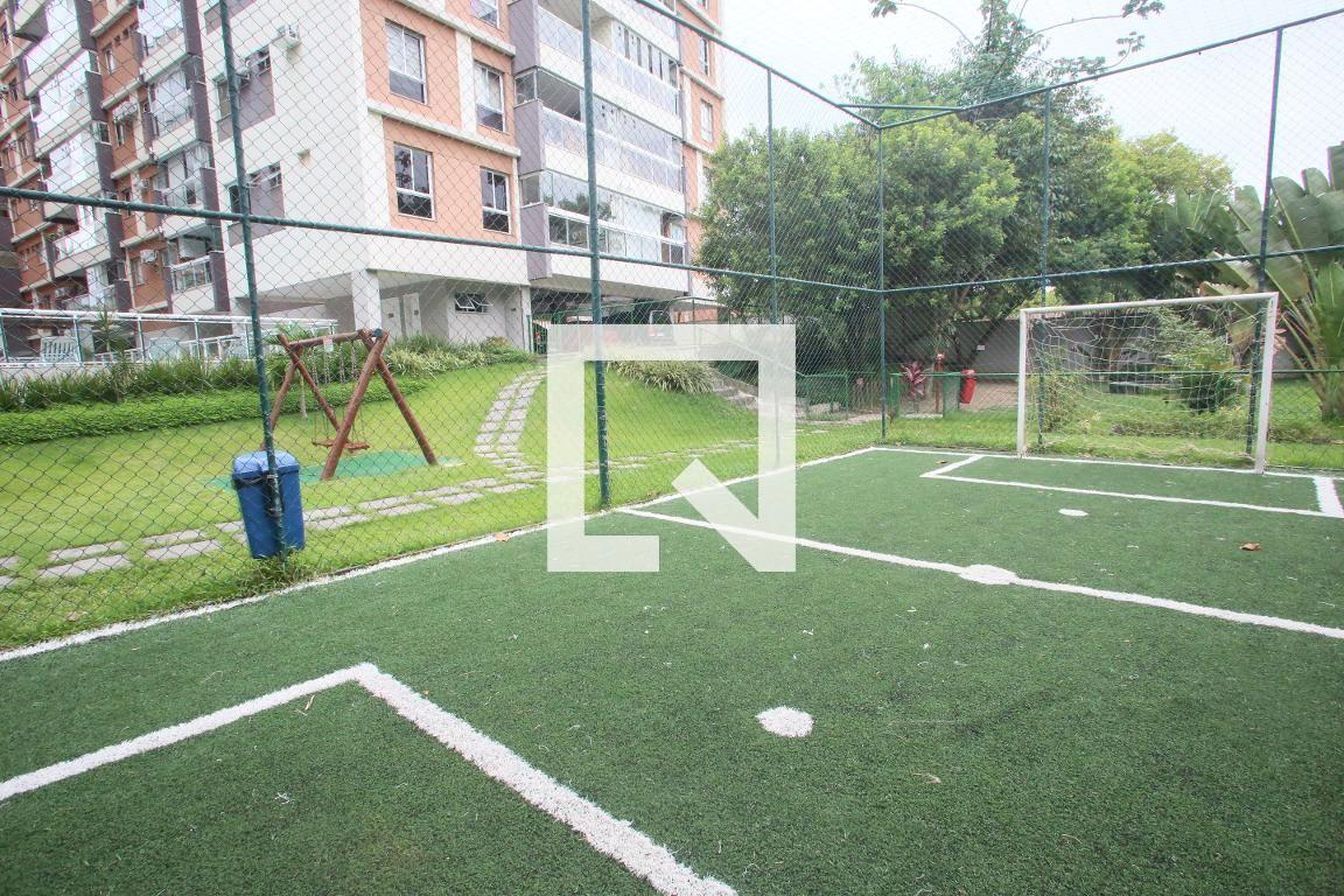 Campo de Futebol - Guess Residencial Taquara