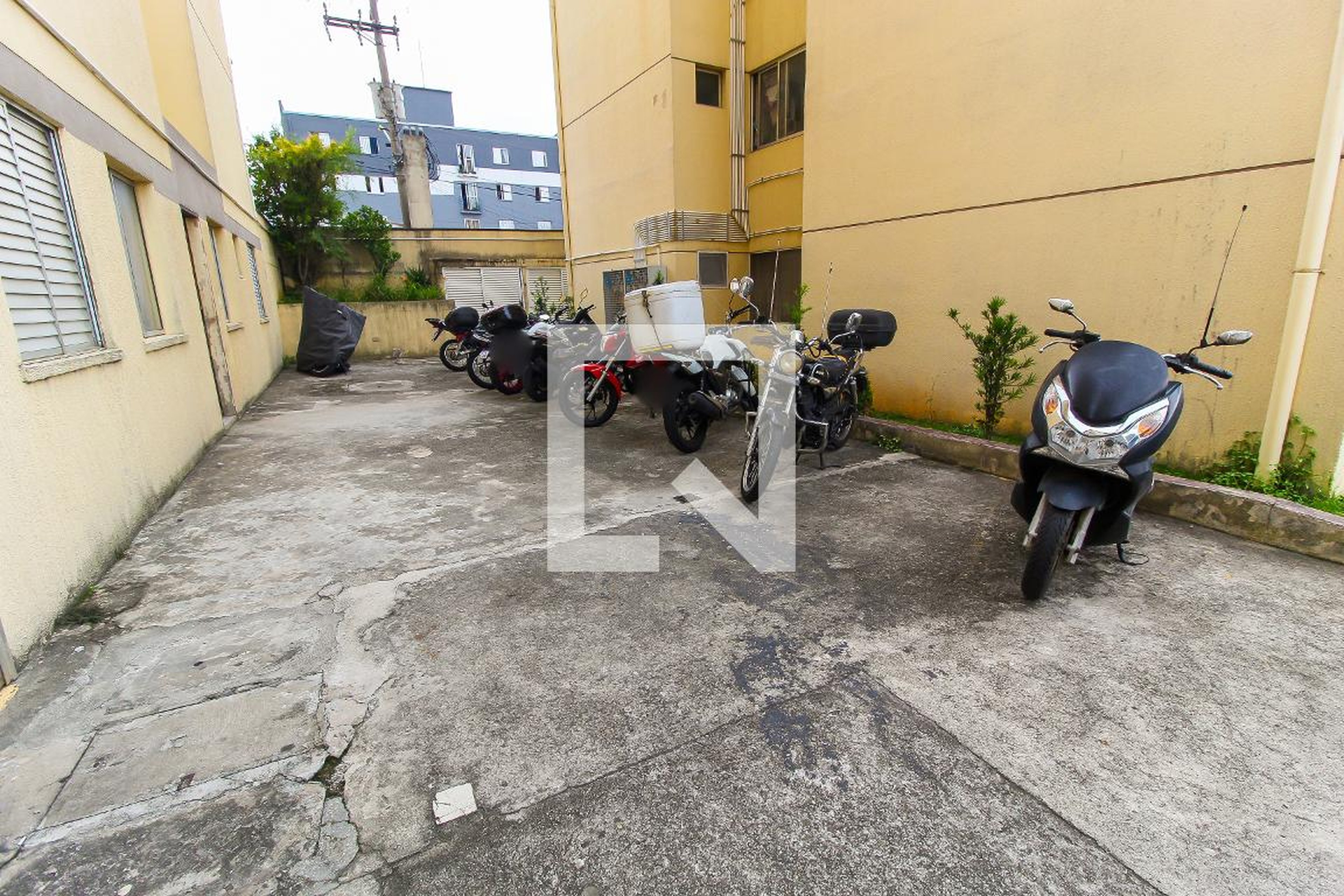 Estacionamento - Edifício portal dos pássaros