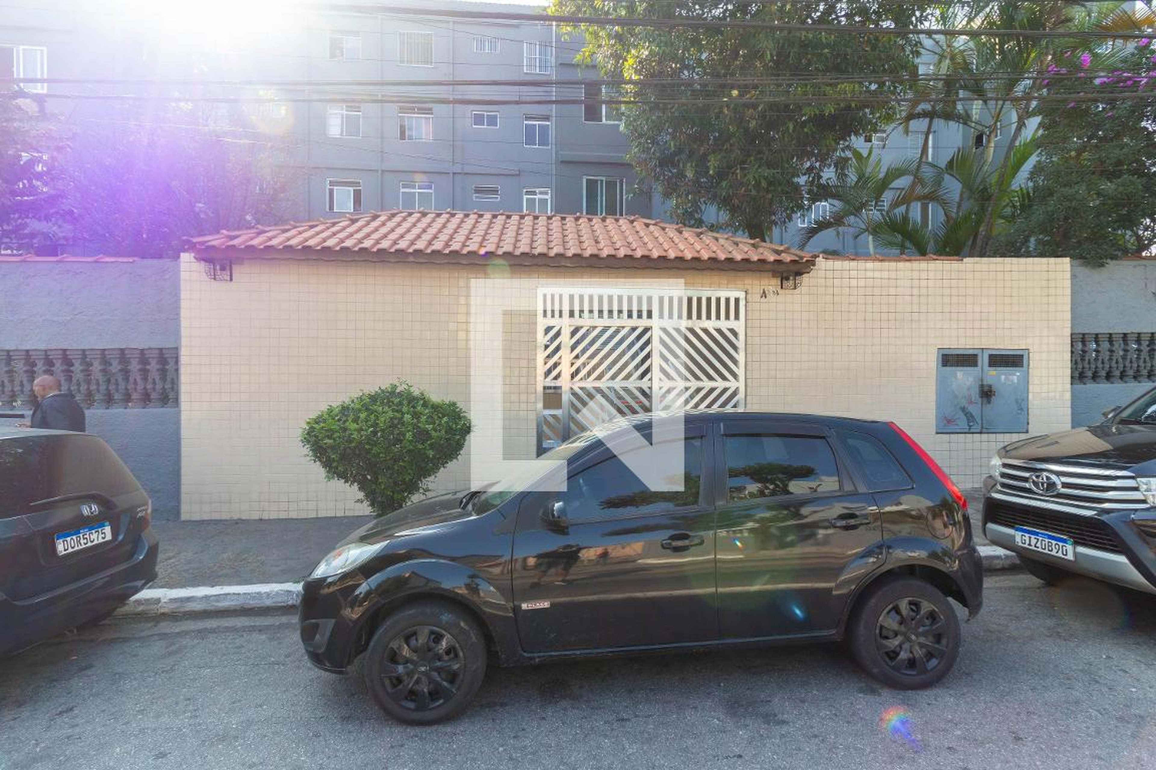 Fachada Condomínio em Rua Jardim Tamoio, 481