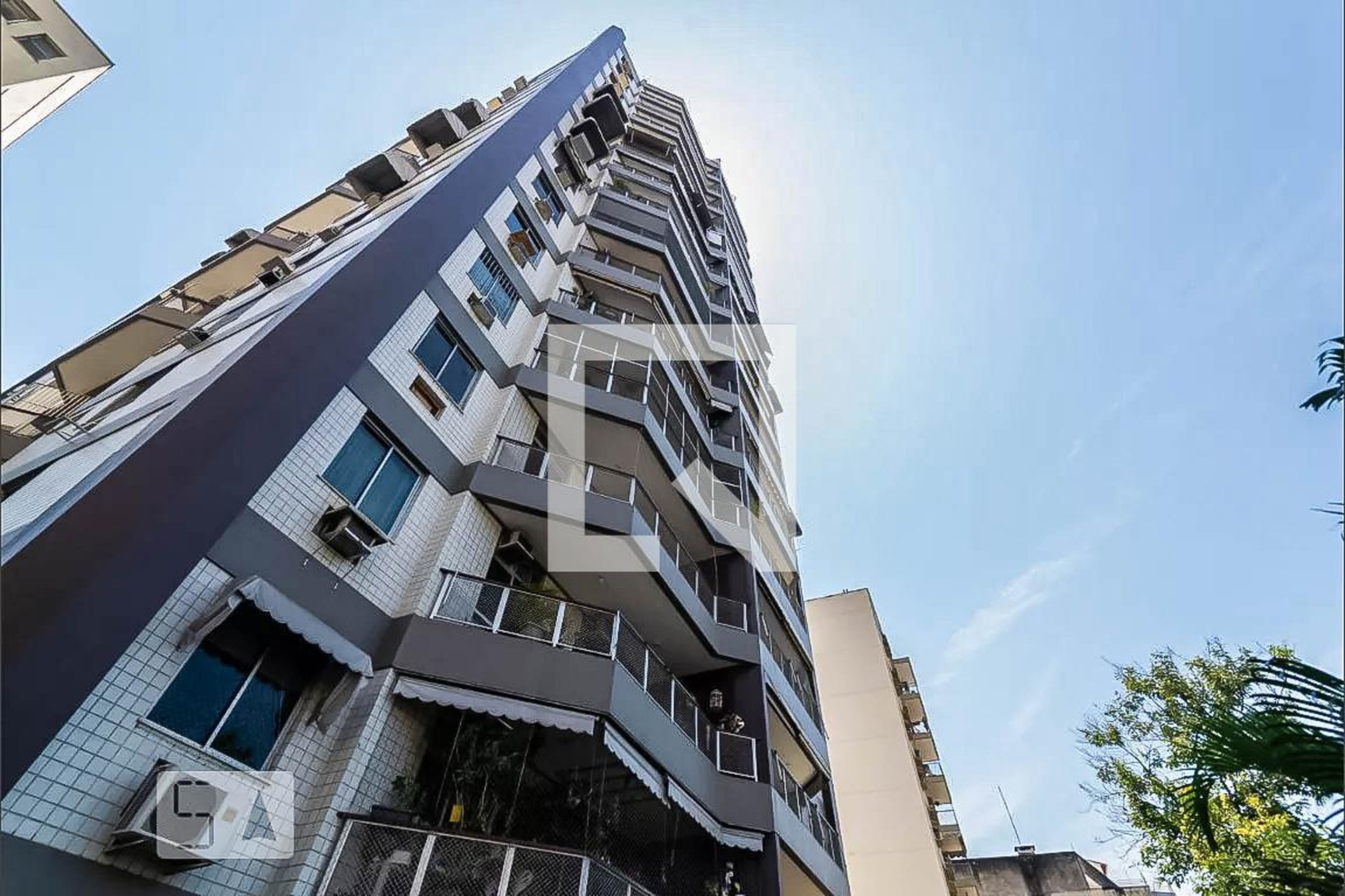 Fachada Condomínio Tijuca Plaza