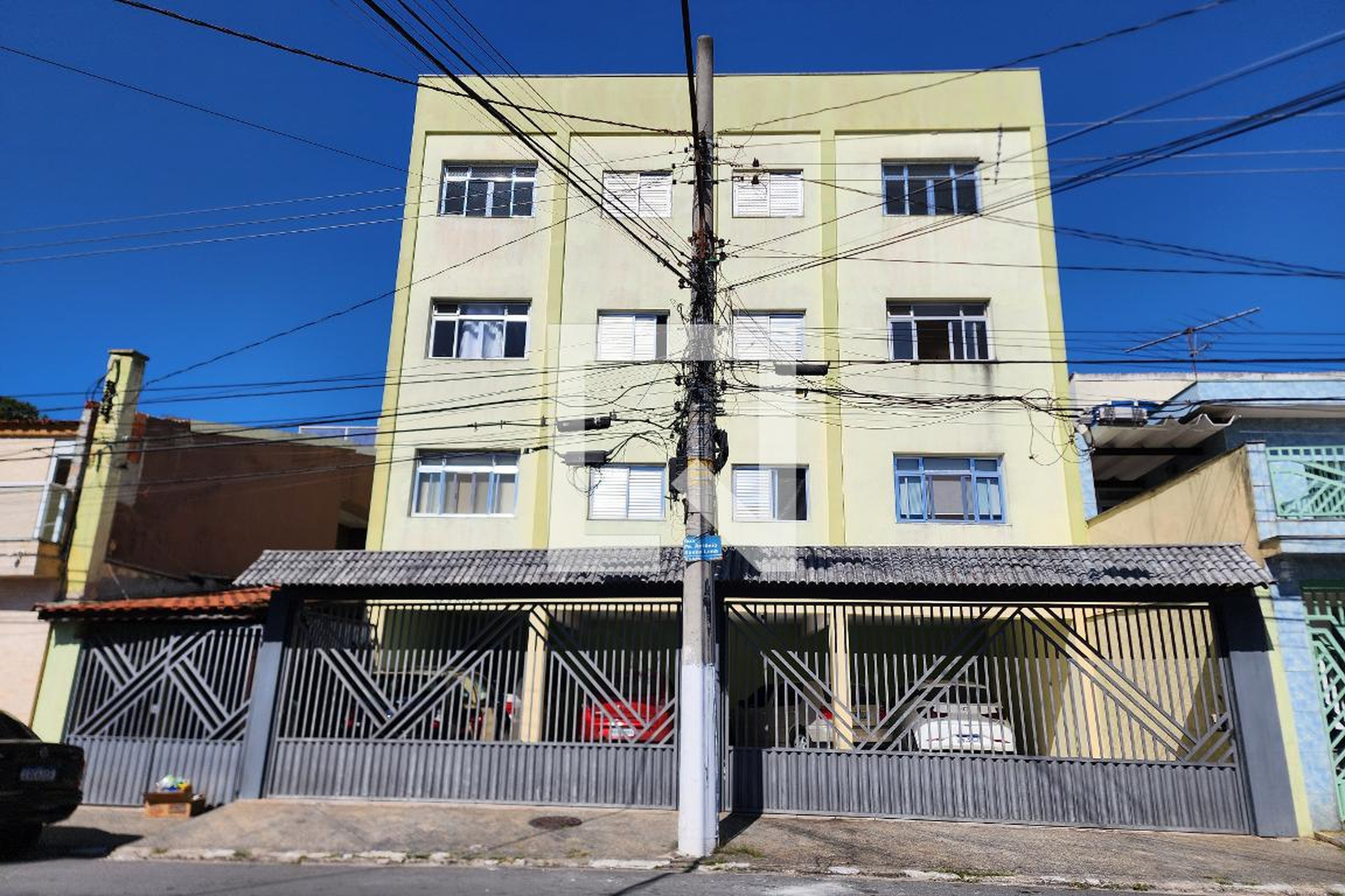 Fachada Condomínio em Rua Padre Antônio de Souza Lima, 259