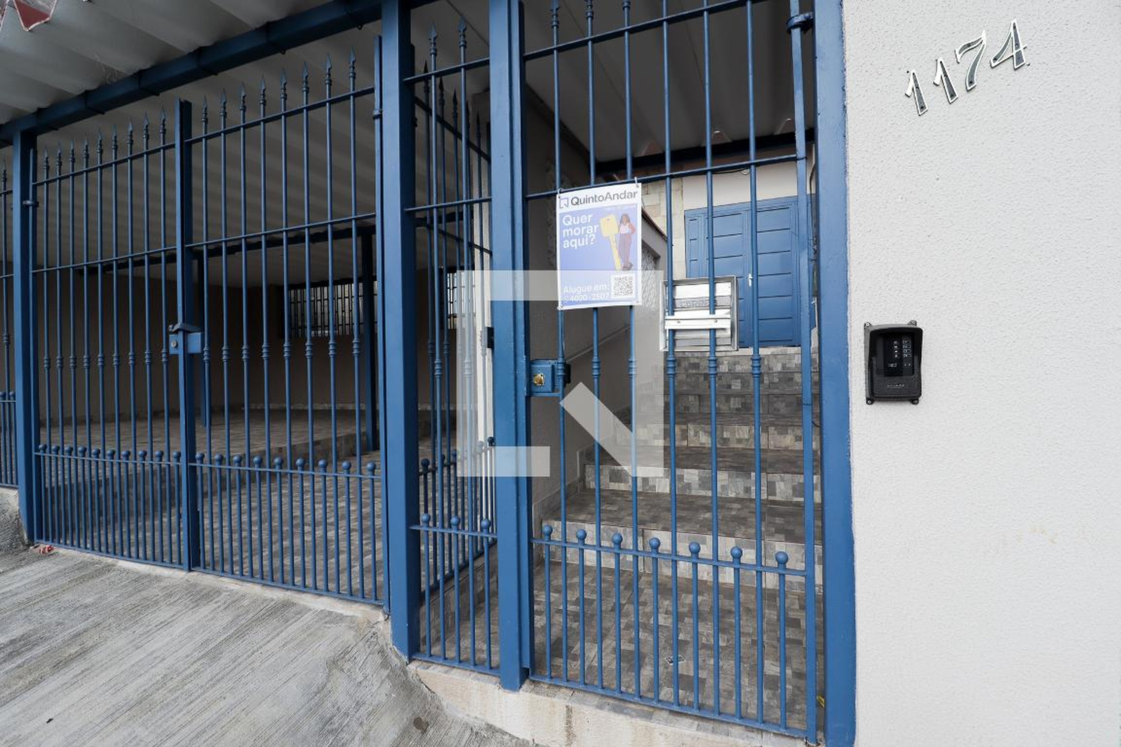 Fachada Condomínio em Rua José de Oliveira, 1174