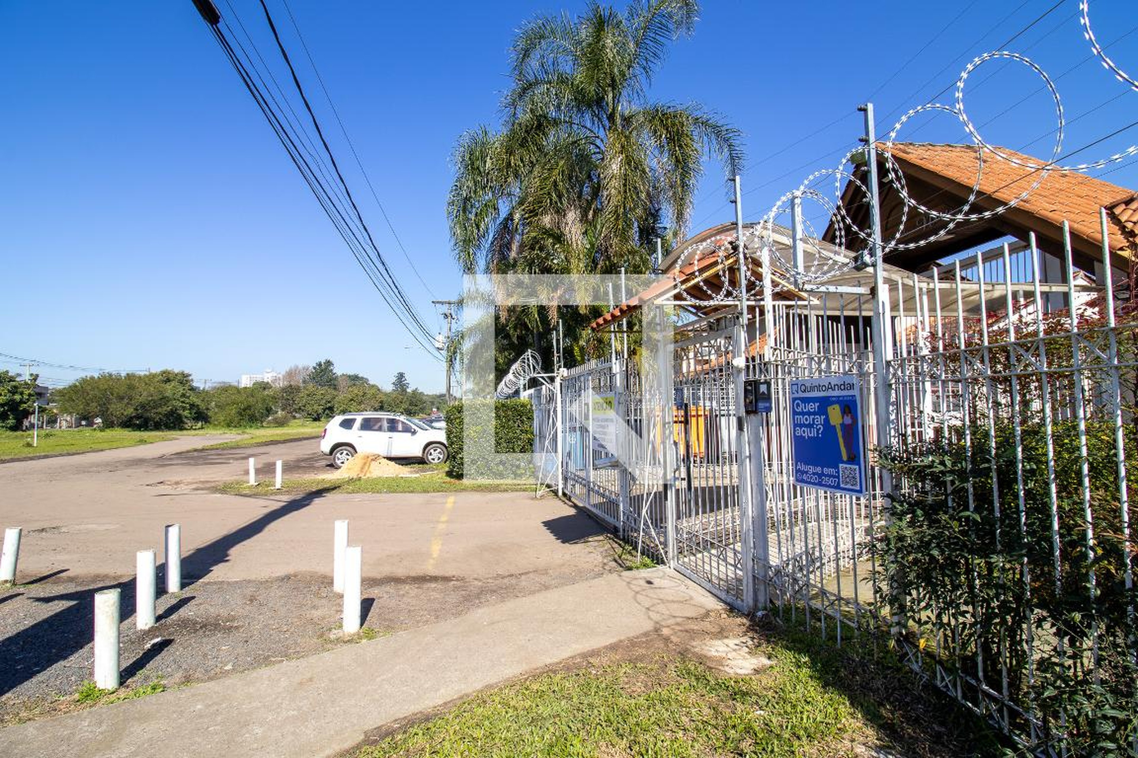 Fachada Condomínio em Avenida João Ferreira Jardim, 984