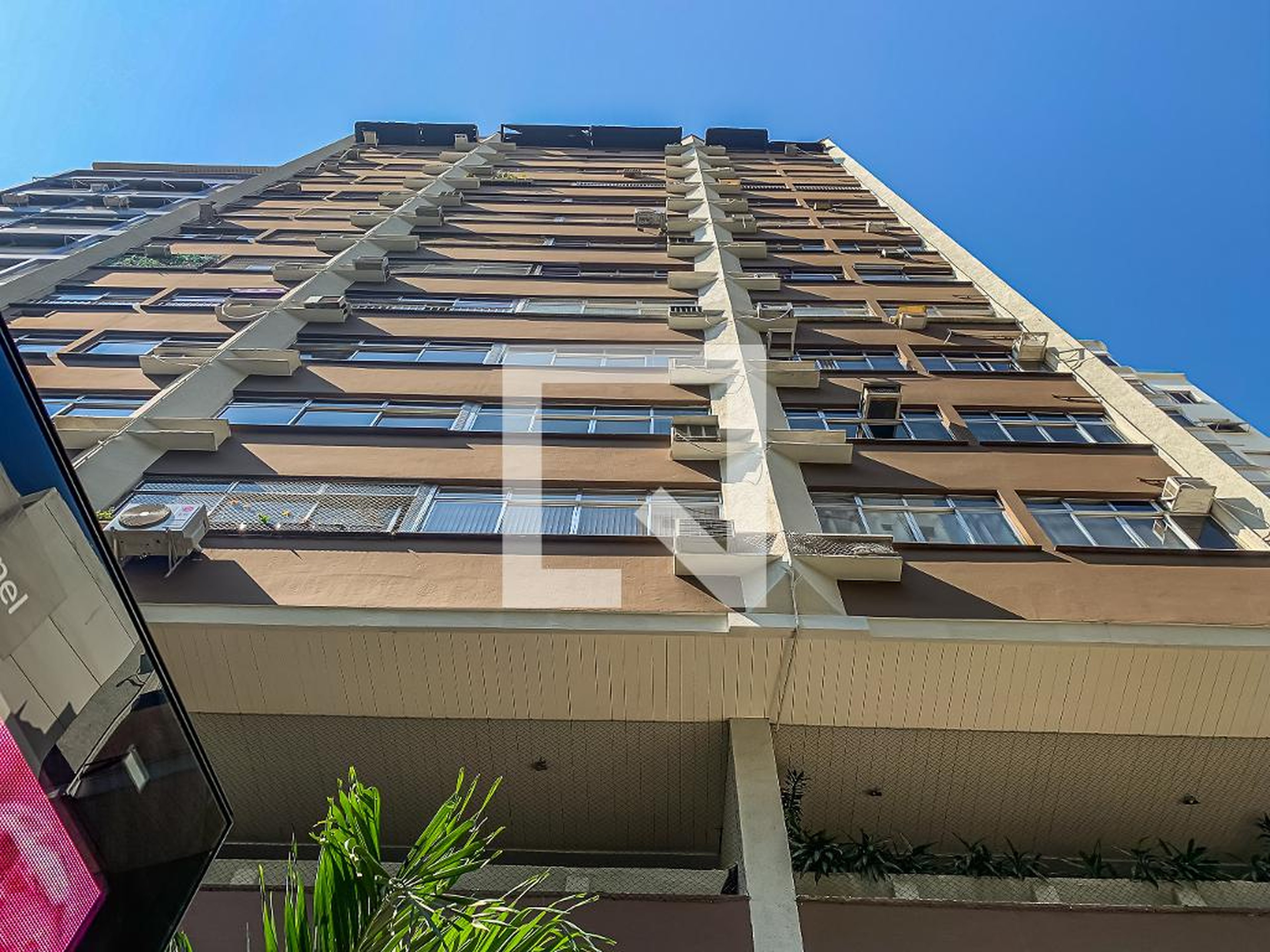 Fachada Edificio Victor