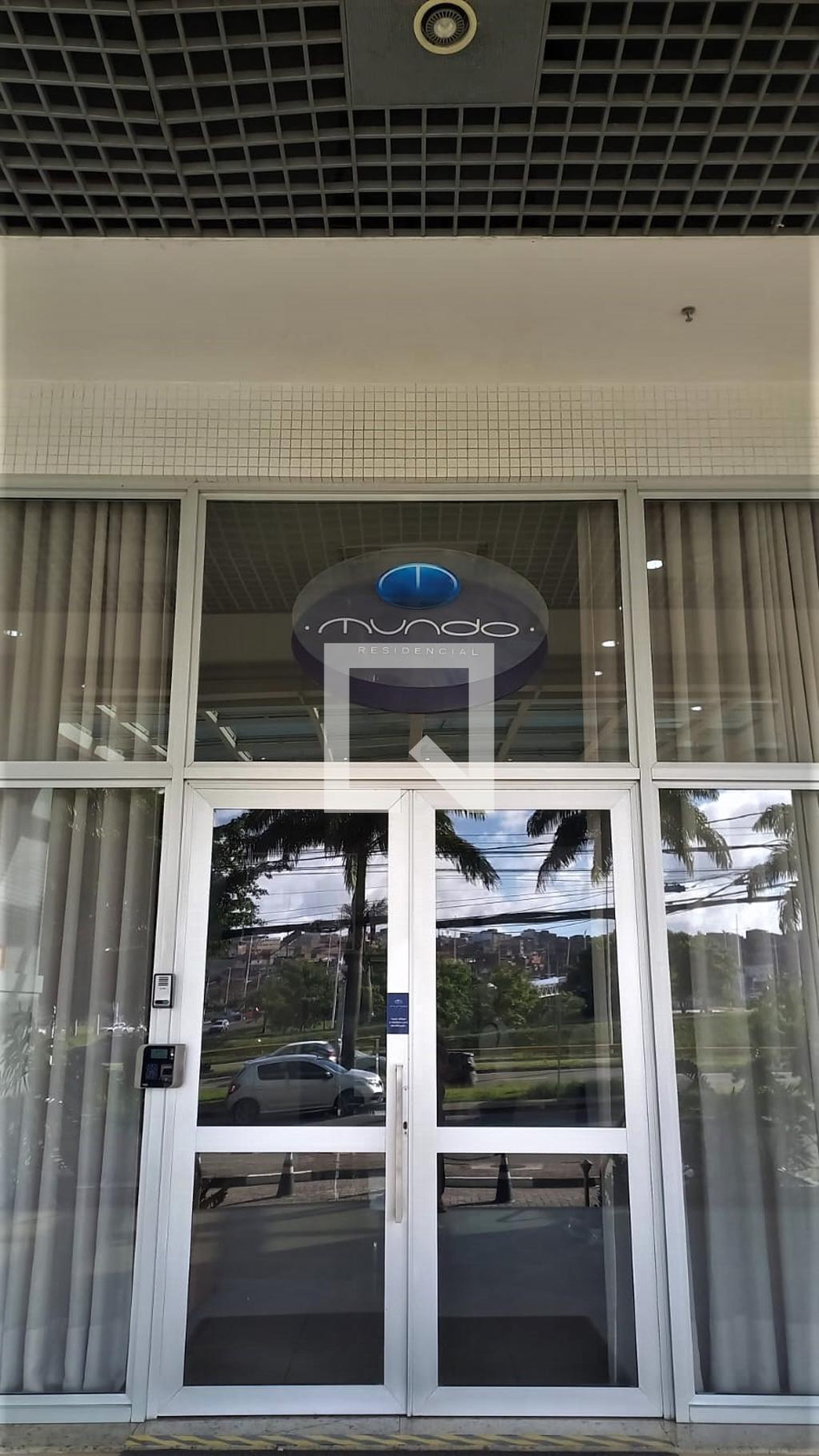 Fachada Condomínio em Avenida Tancredo Neves, 820