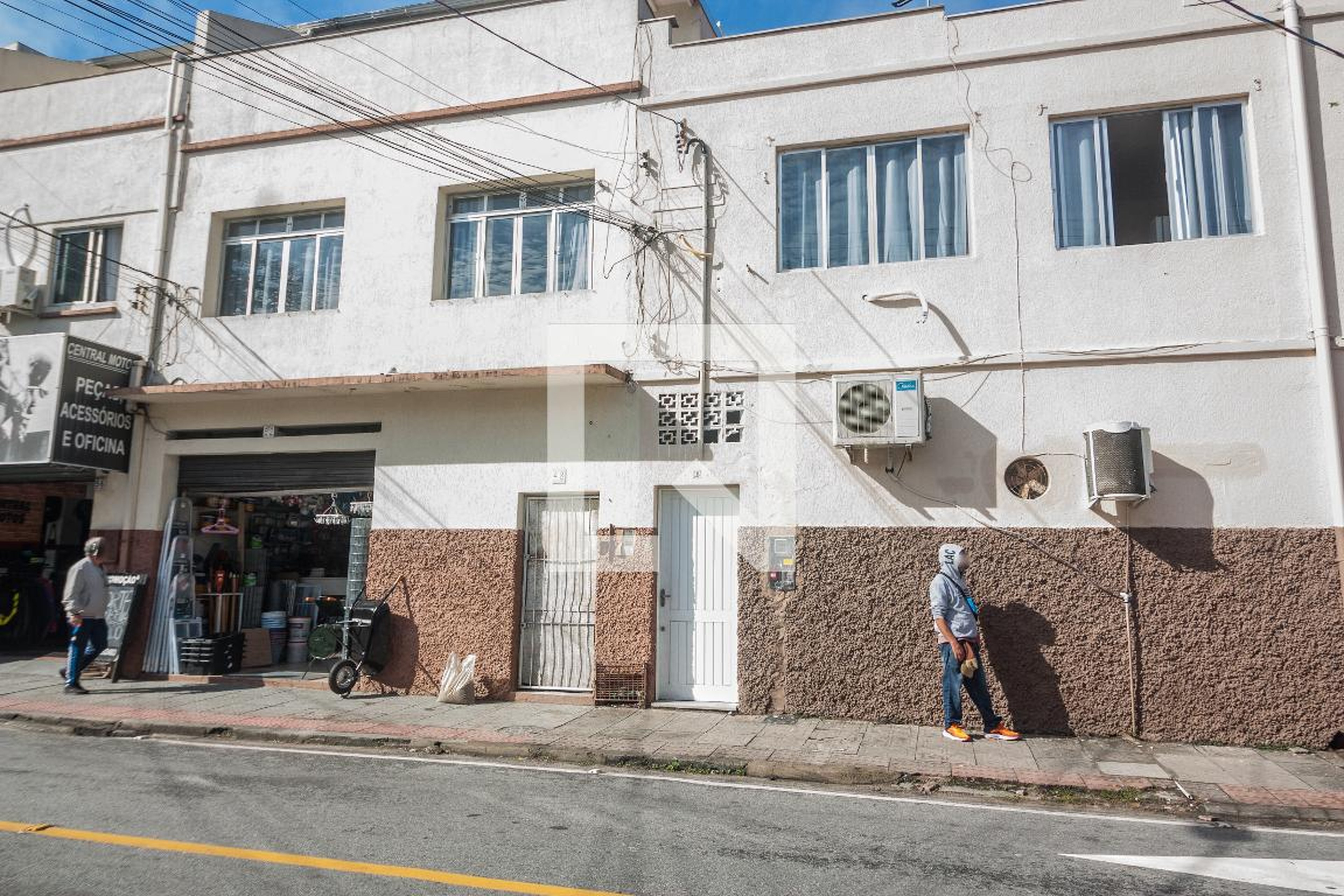 Fachada Condomínio em Rua Major Costa, 46