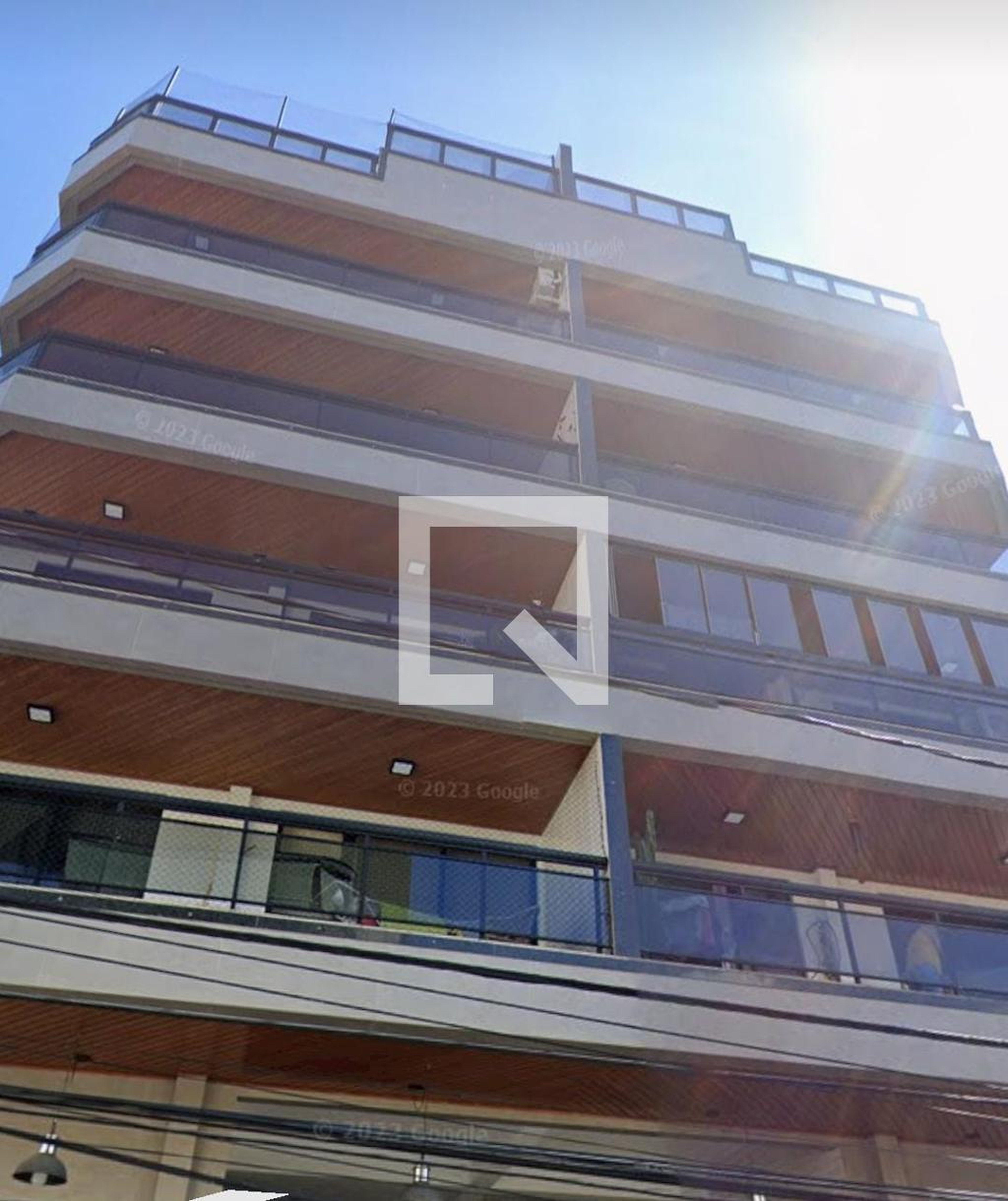 Fachada Condomínio em Rua Manuel de Oliveira, 127