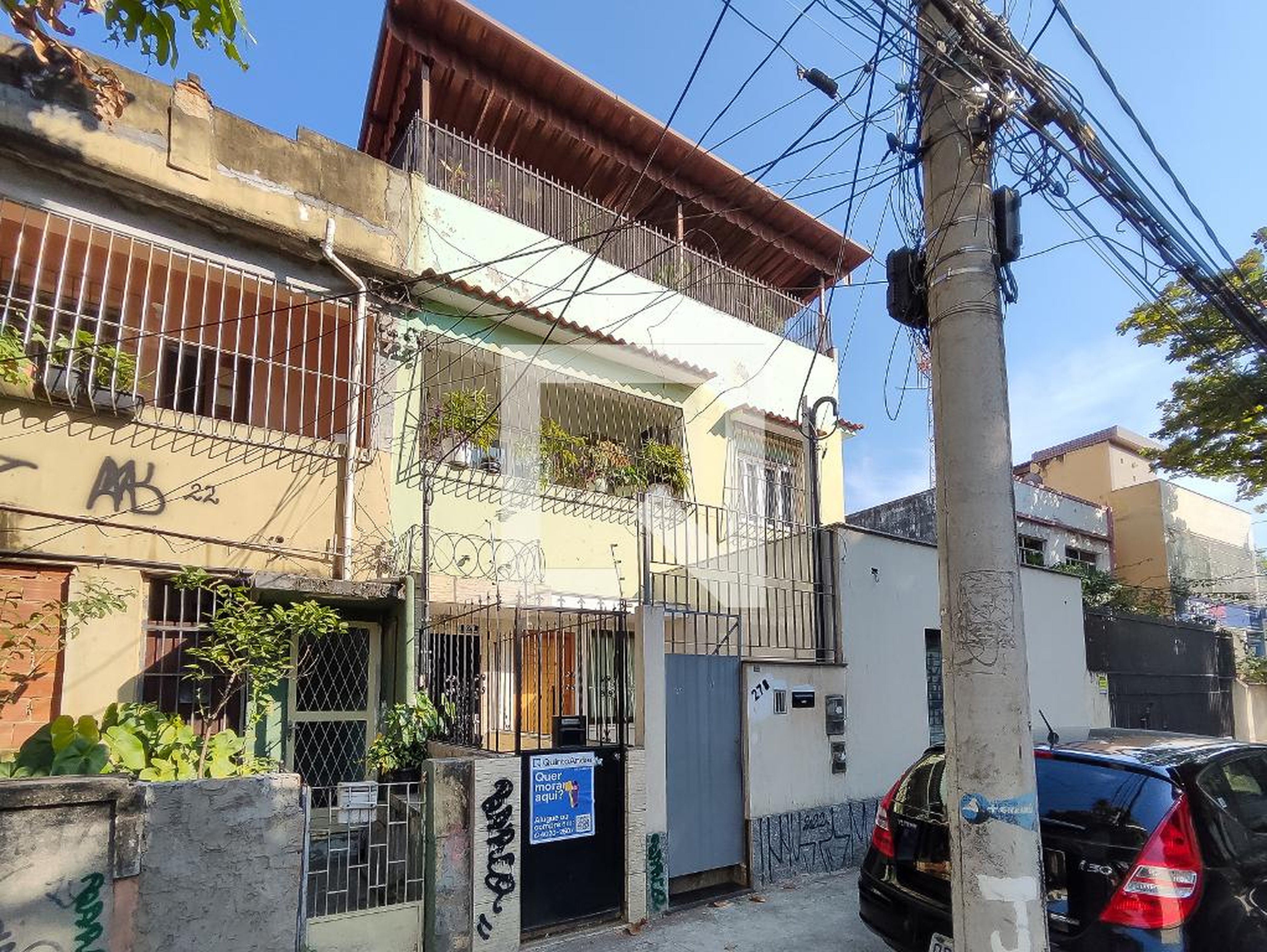 Fachada do Prédio Condomínio em Rua Alexandre Calaza, 278