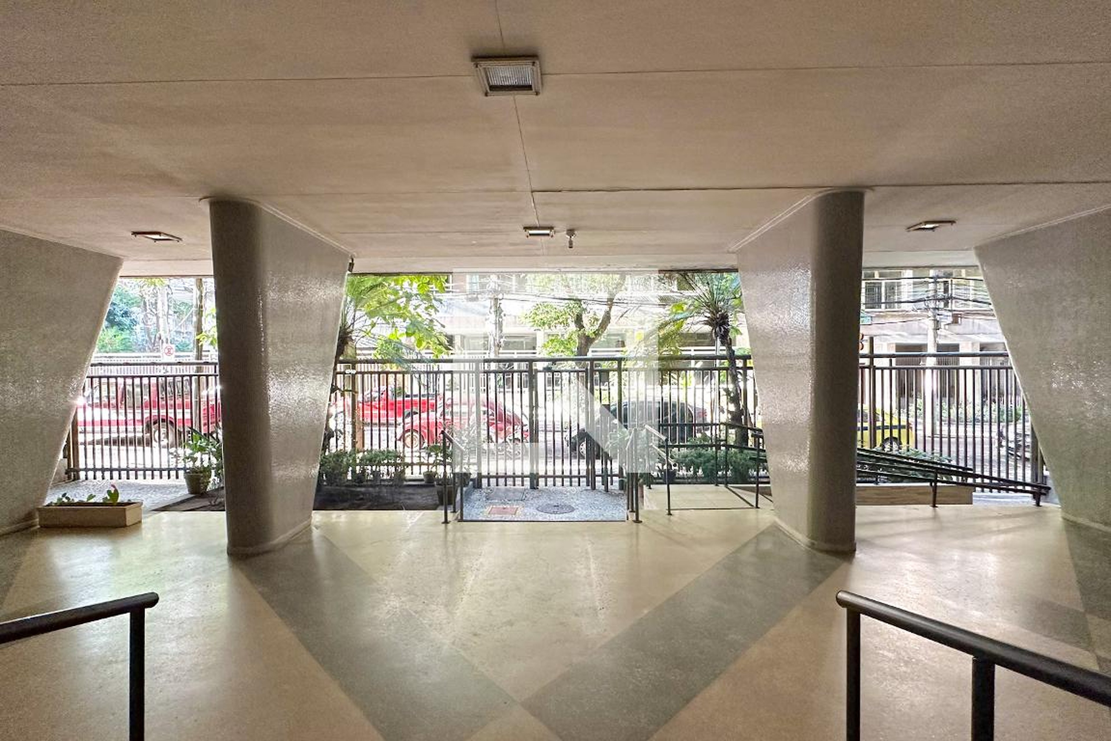 Entrada - Edifício Chuno