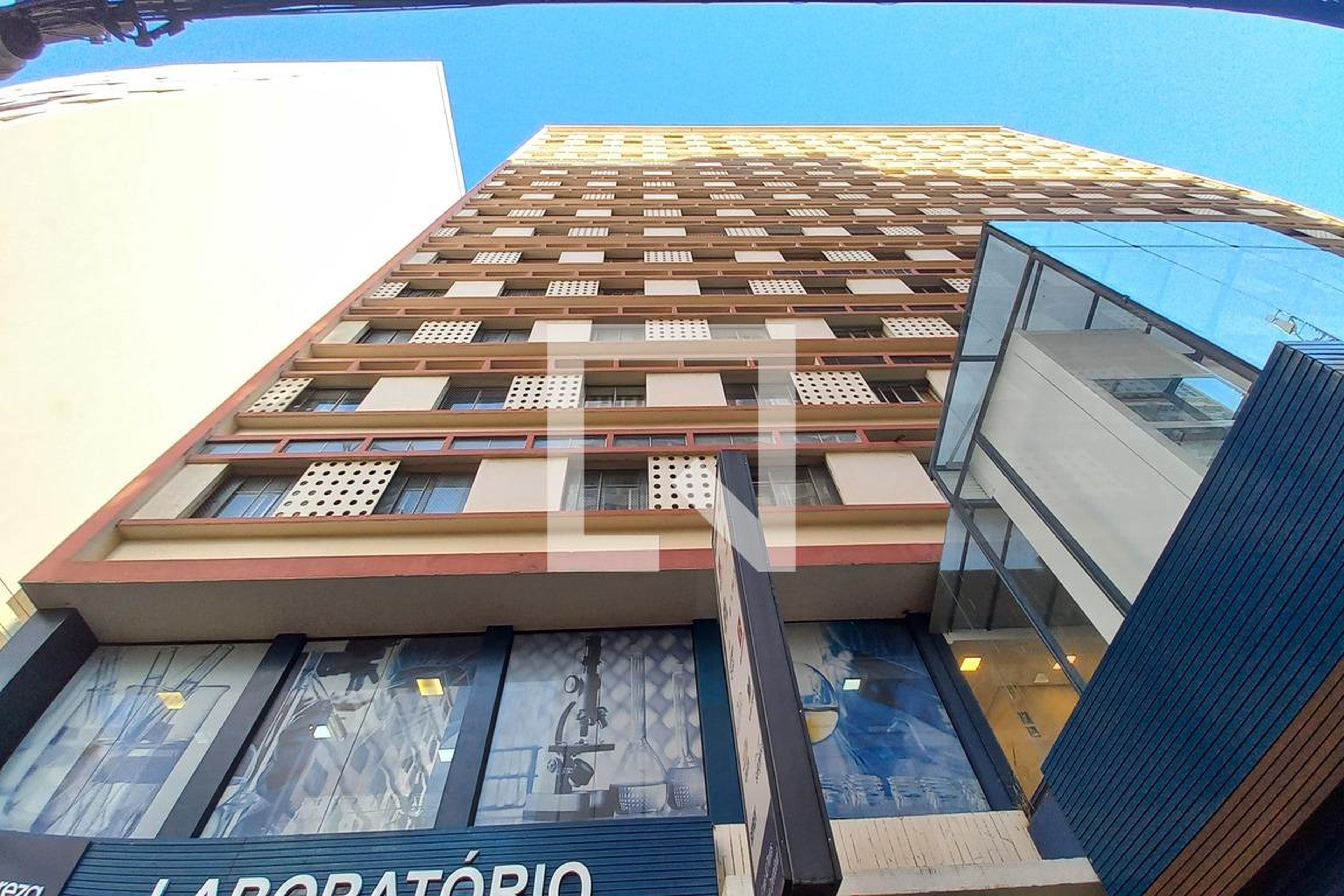 Fachada do Prédio Condomínio em Rua José Paulino, 1227