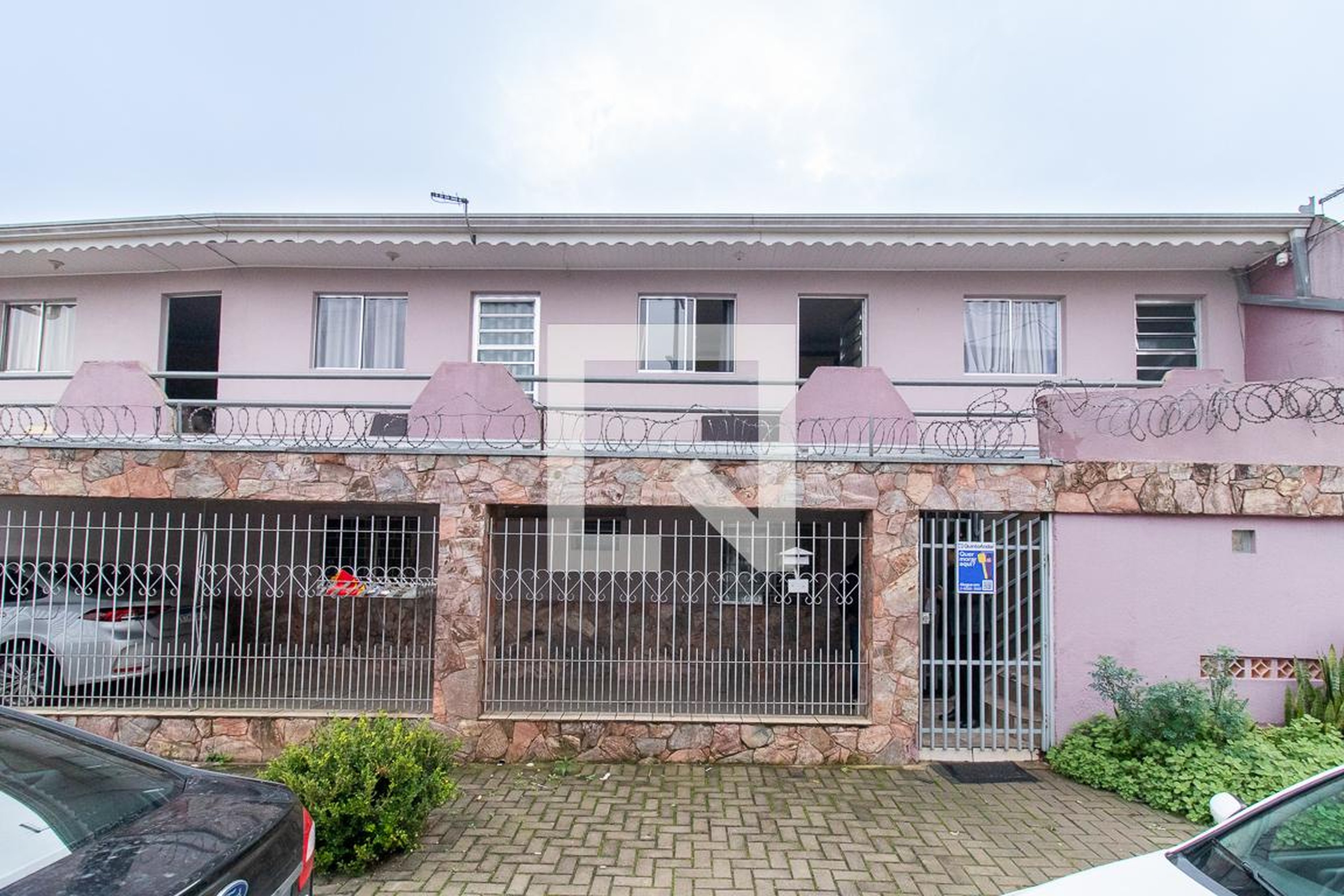 Fachada Condomínio em Rua Aarão Lamenha de Siqueira, 145