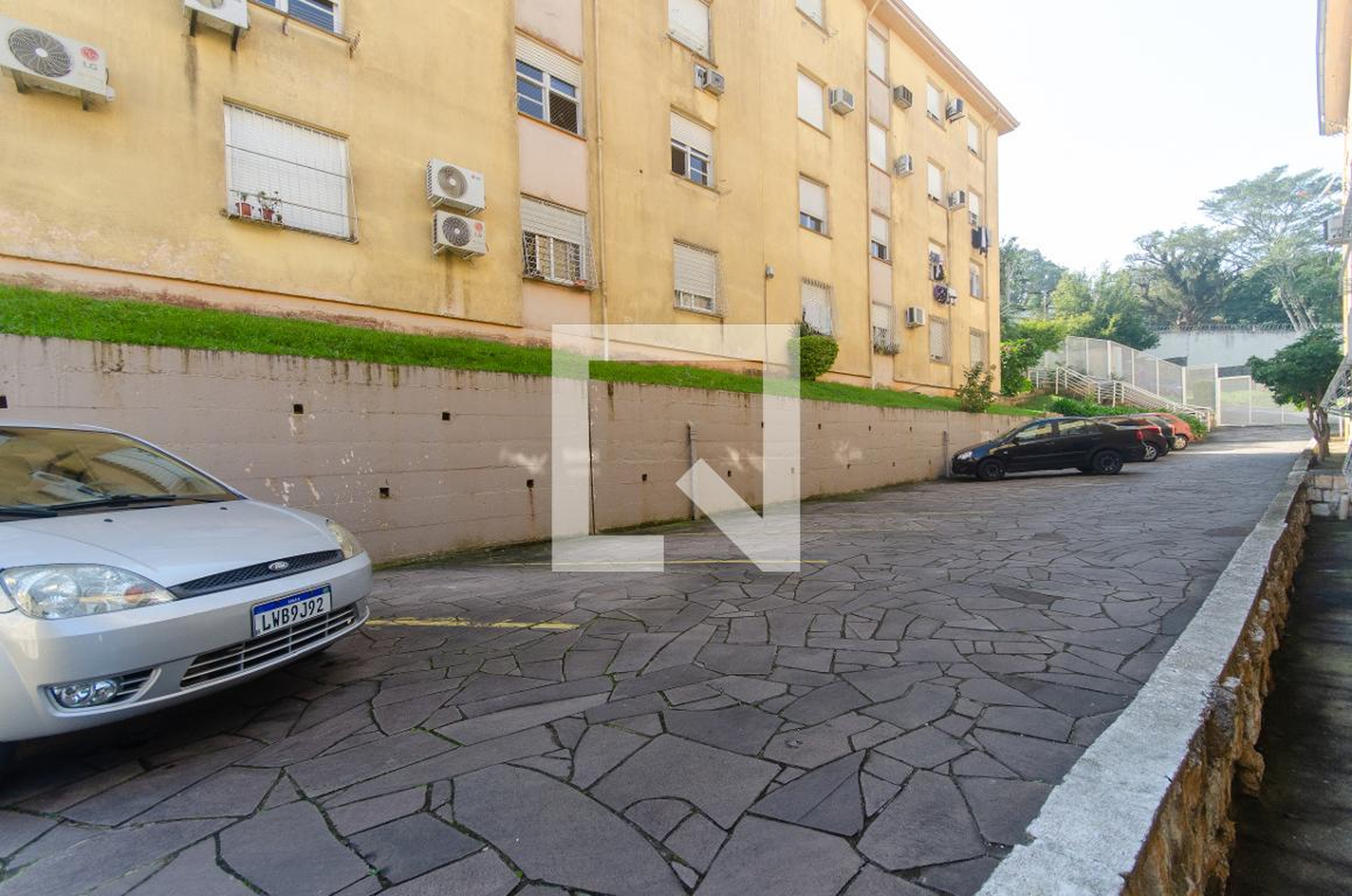 Estacionamento - Residencial Cristal