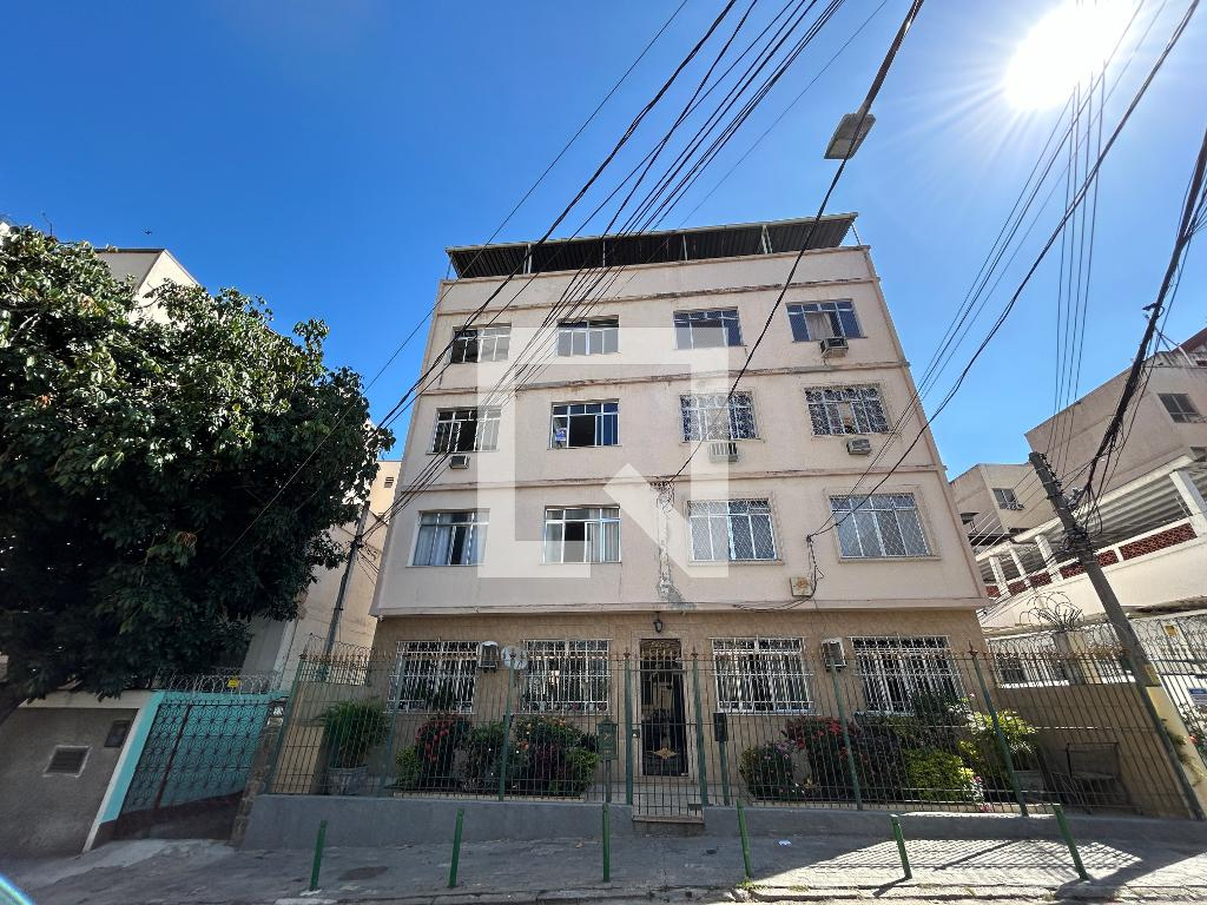 Fachada Condomínio em Rua Visconde de Tocantins, 35