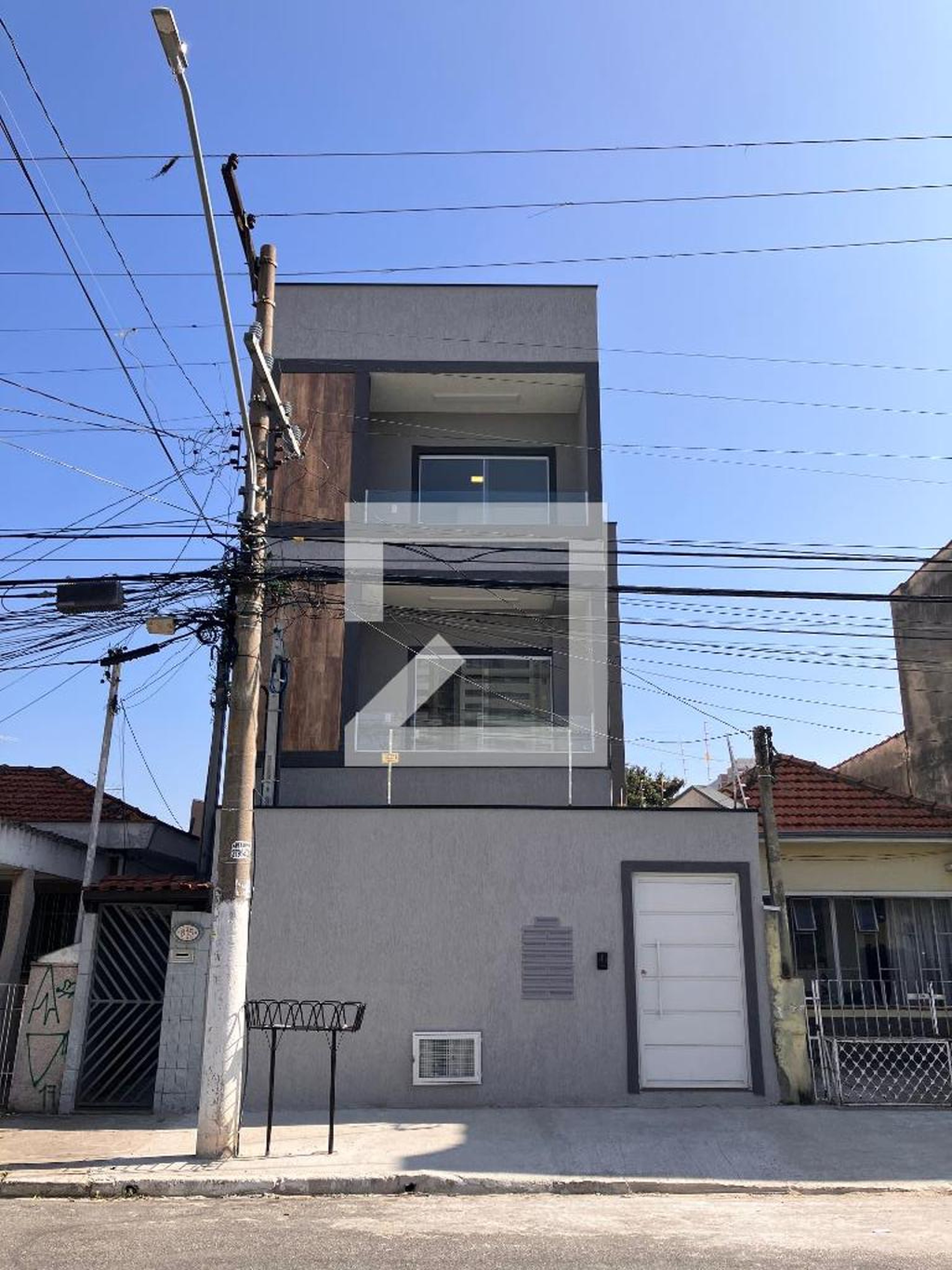 Fachada Condomínio em Rua Itaúna, 619