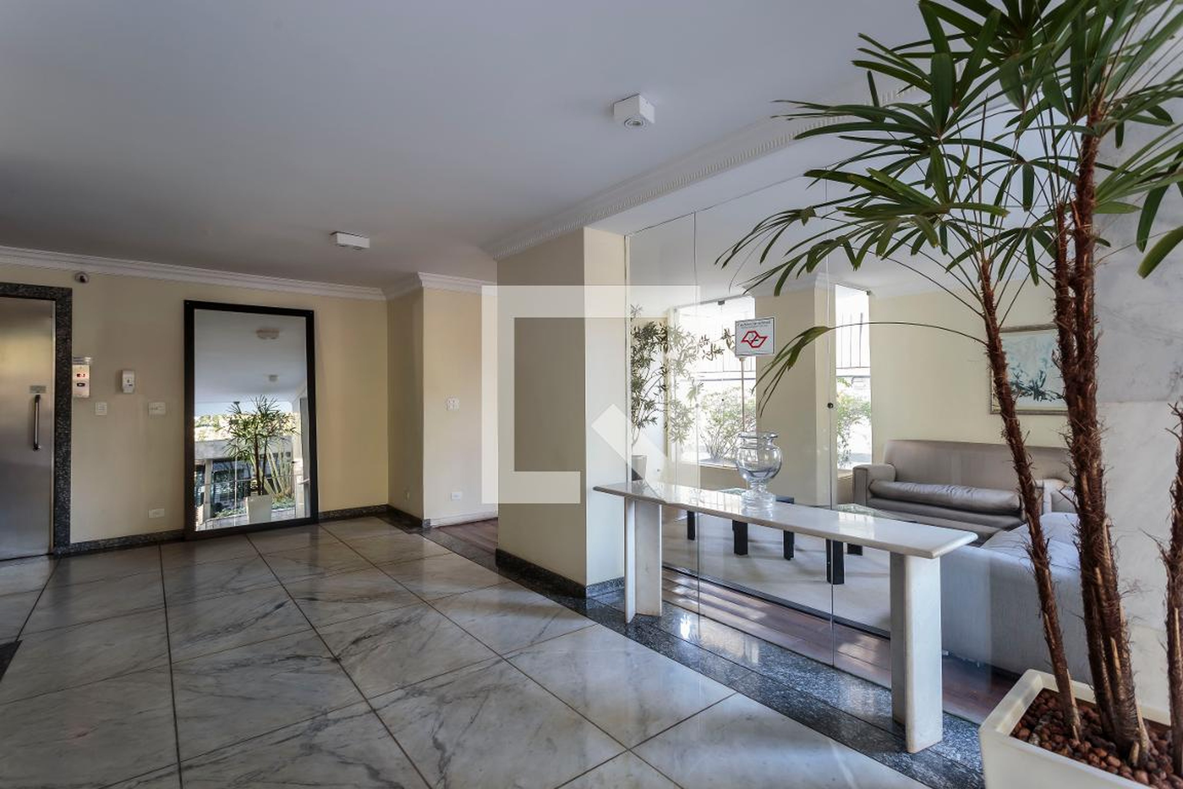 Hall de entrada - Rute e Beatriz