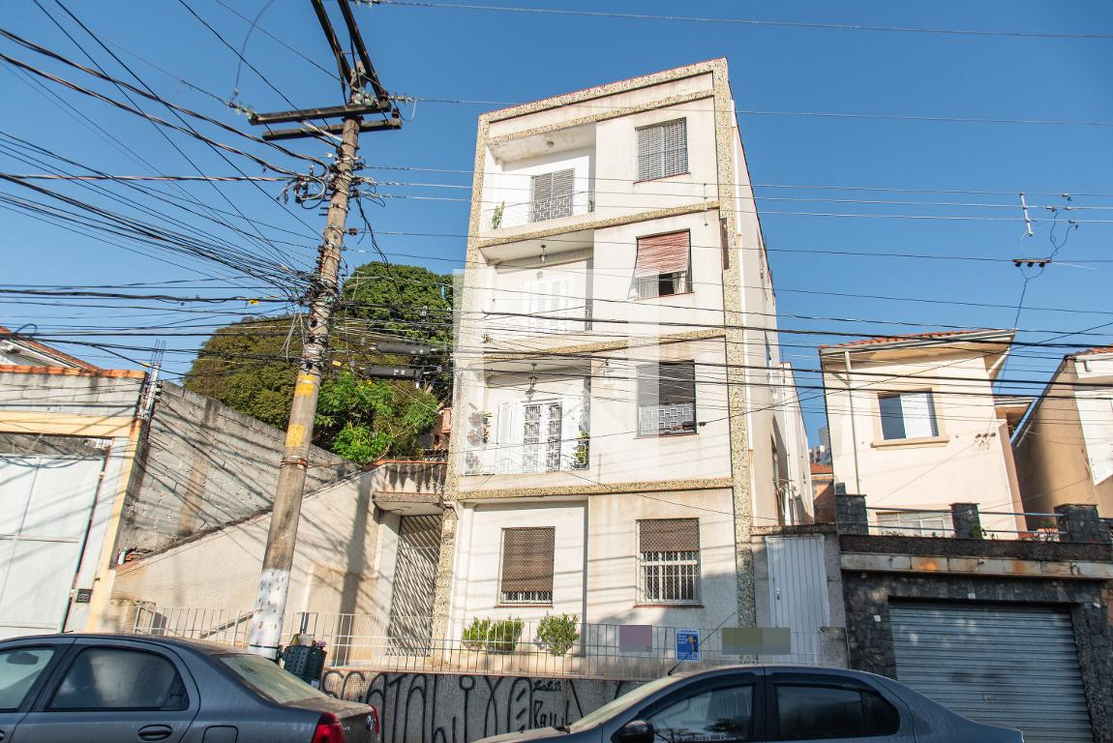 Fachada Condomínio em Rua Backer, 592