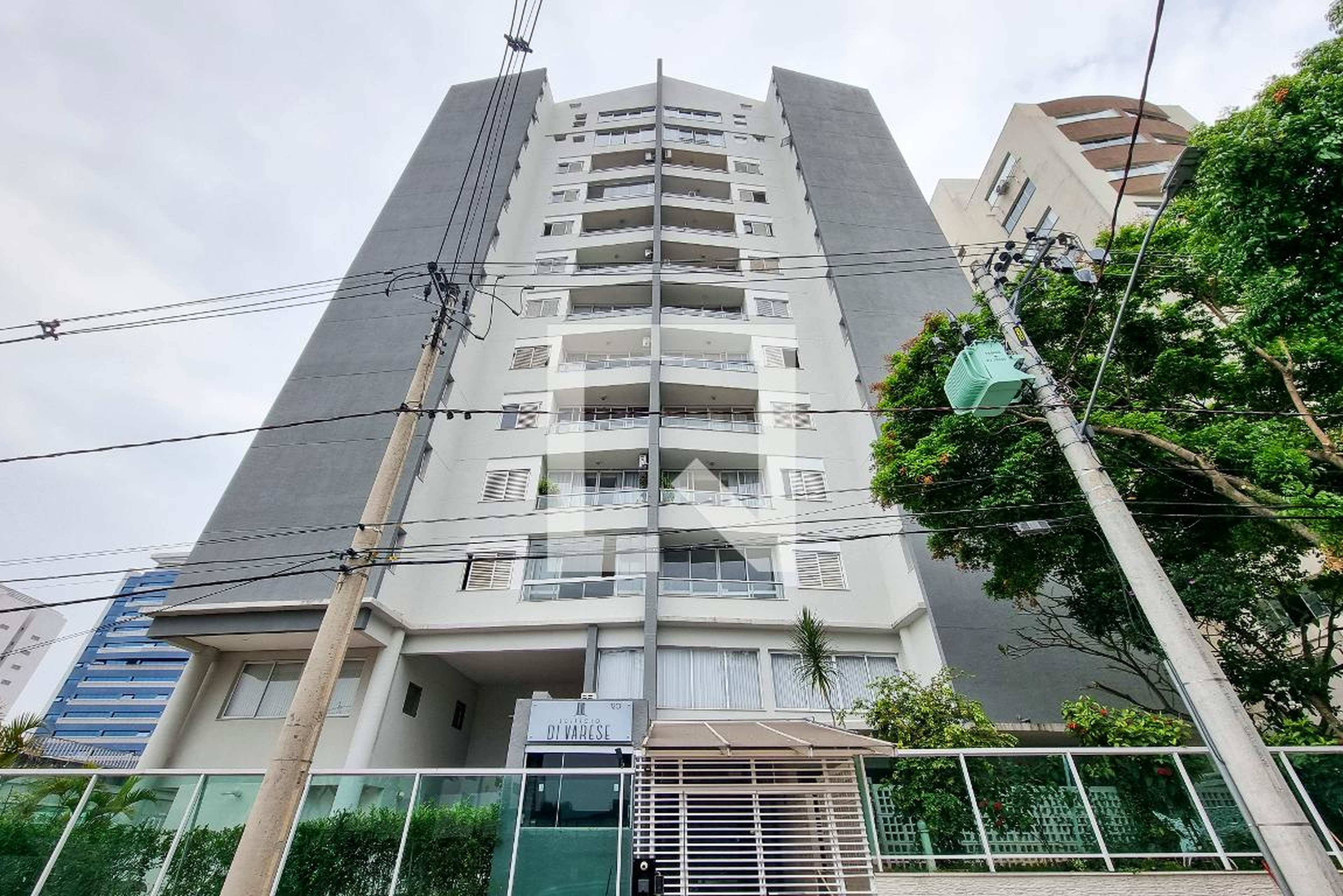 Fachada Condomínio Di Varese