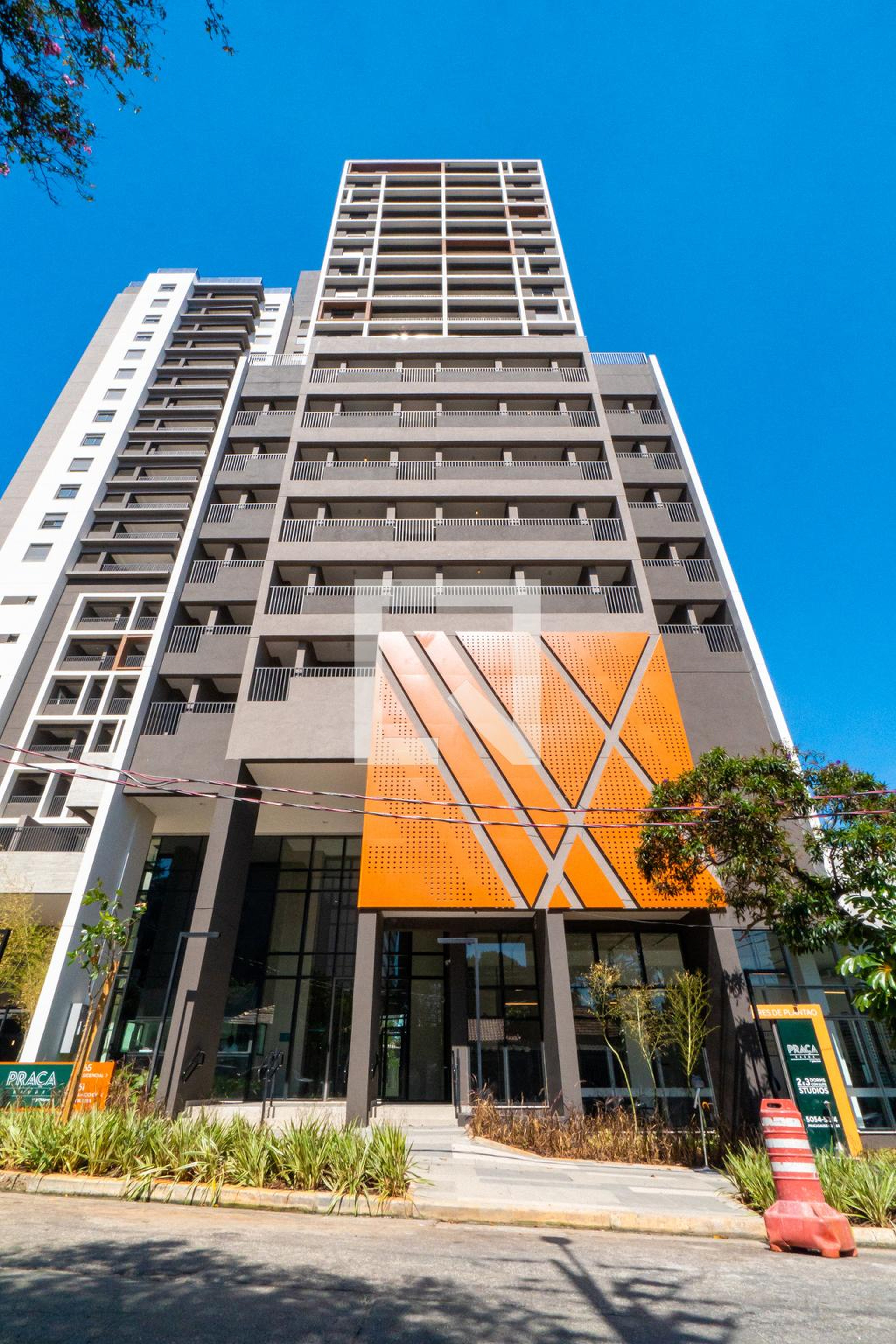 Fachada do Prédio Condomínio Praça Saúde by You