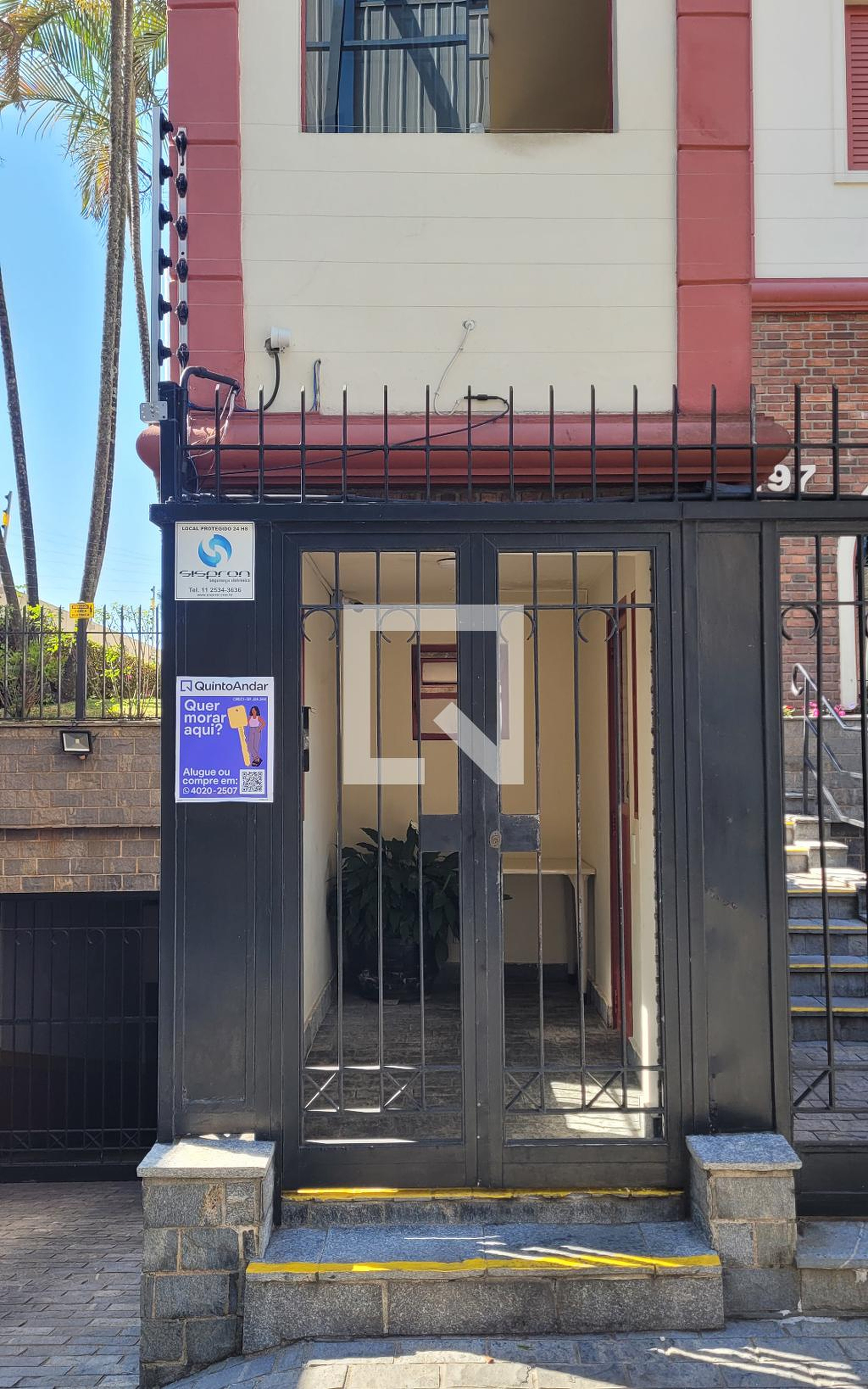 Fachada Edifício Portal Di Bologna