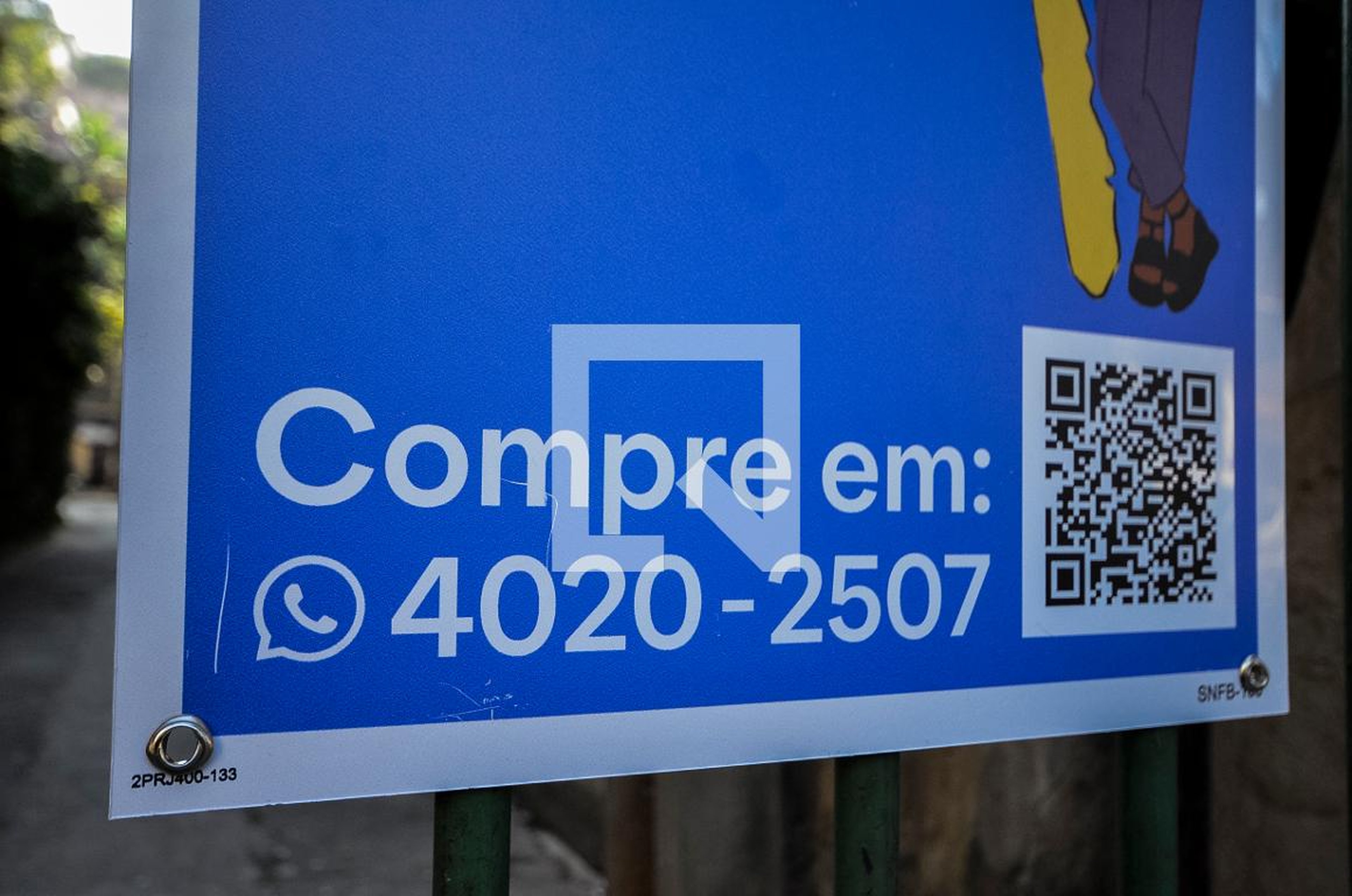 Fachada Condomínio em Rua Costa Ferraz, 28