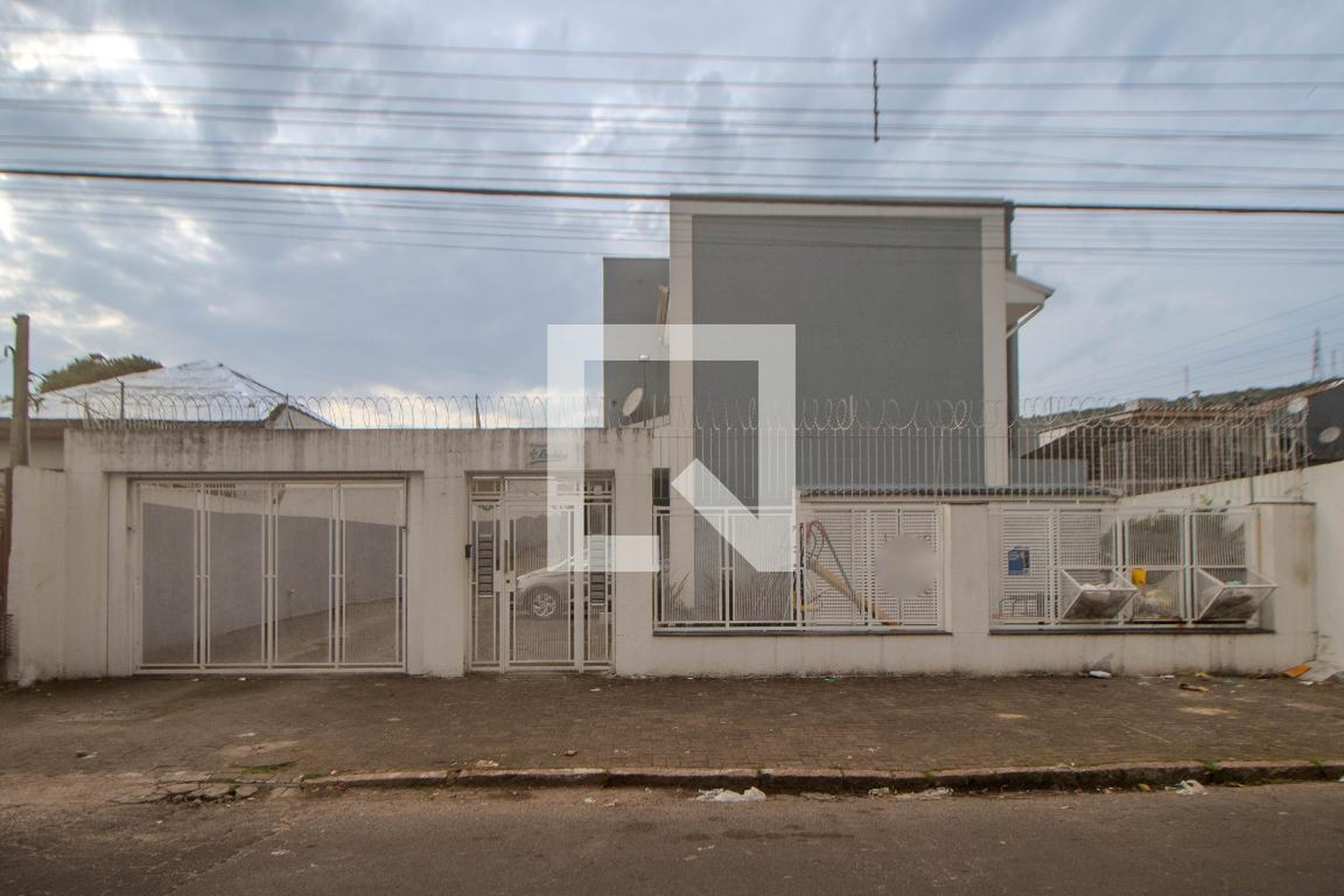 Fachada do Condomínio Condomínio JC Rechdne