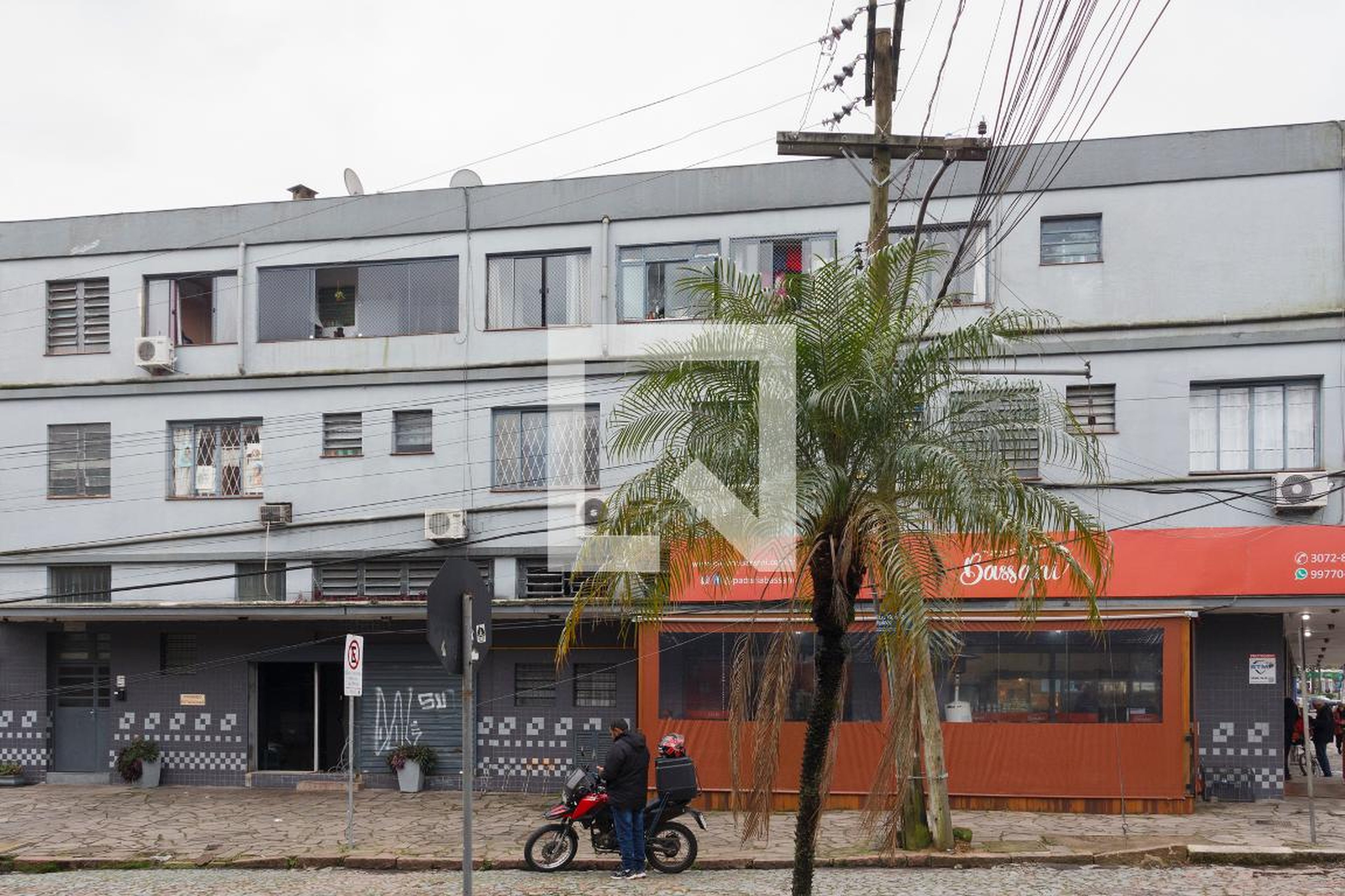 Fachada Condomínio em Rua Vicente Failace, 510