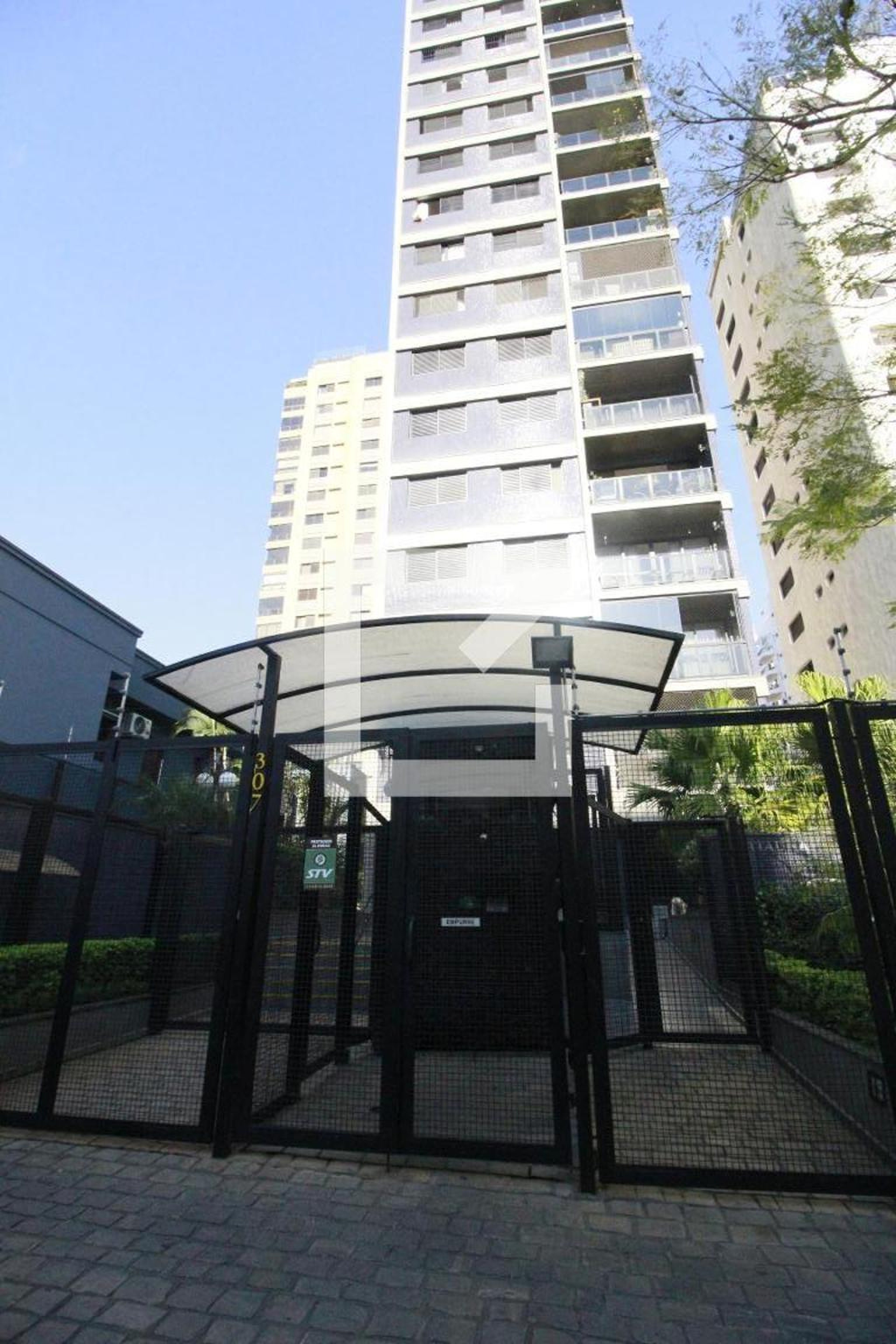 Fachada Condomínio Itaúna