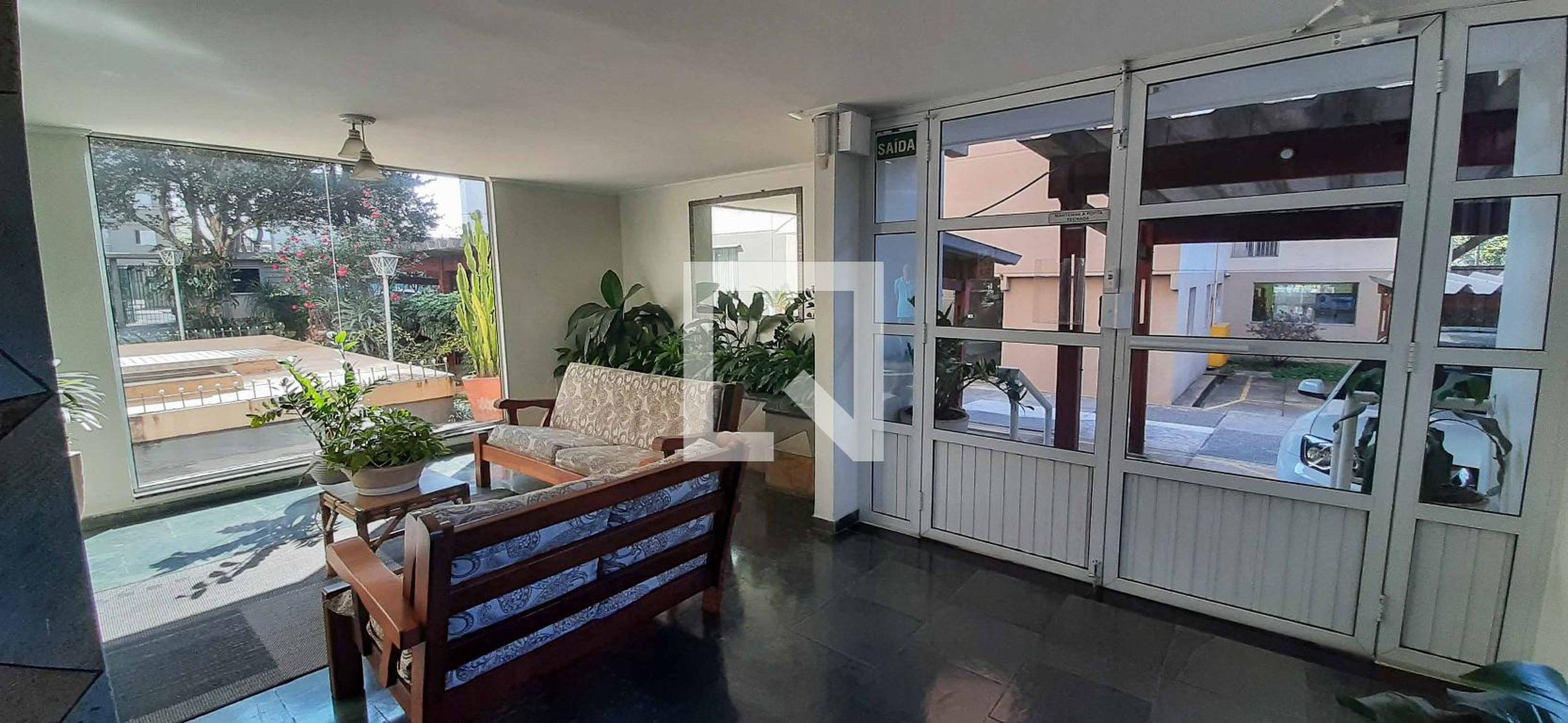 Hall de Entrada - Edifício Itapuã