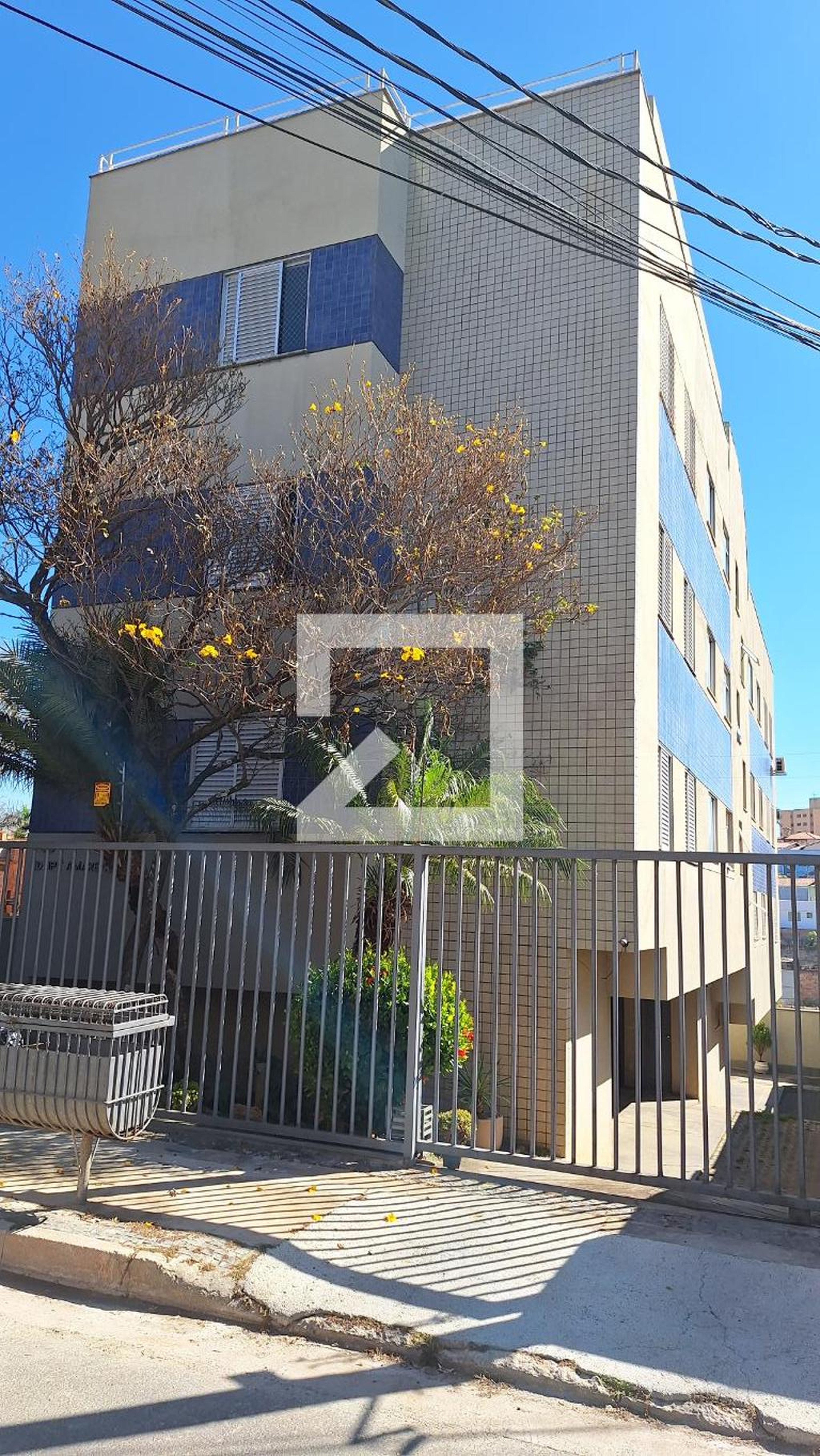 Fachada Edifício Ipê Amarelo