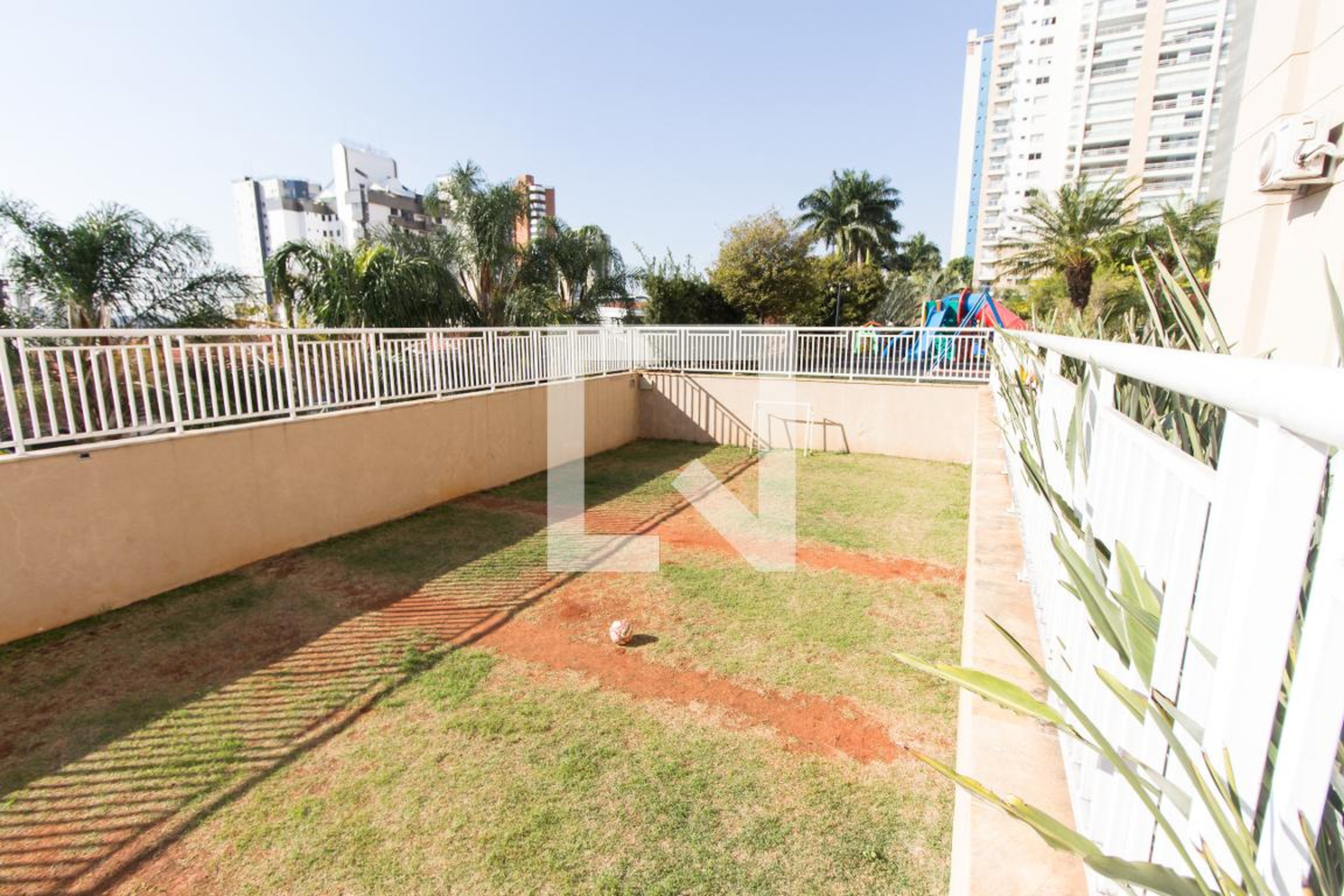 Quadra Esportiva - Montserrat