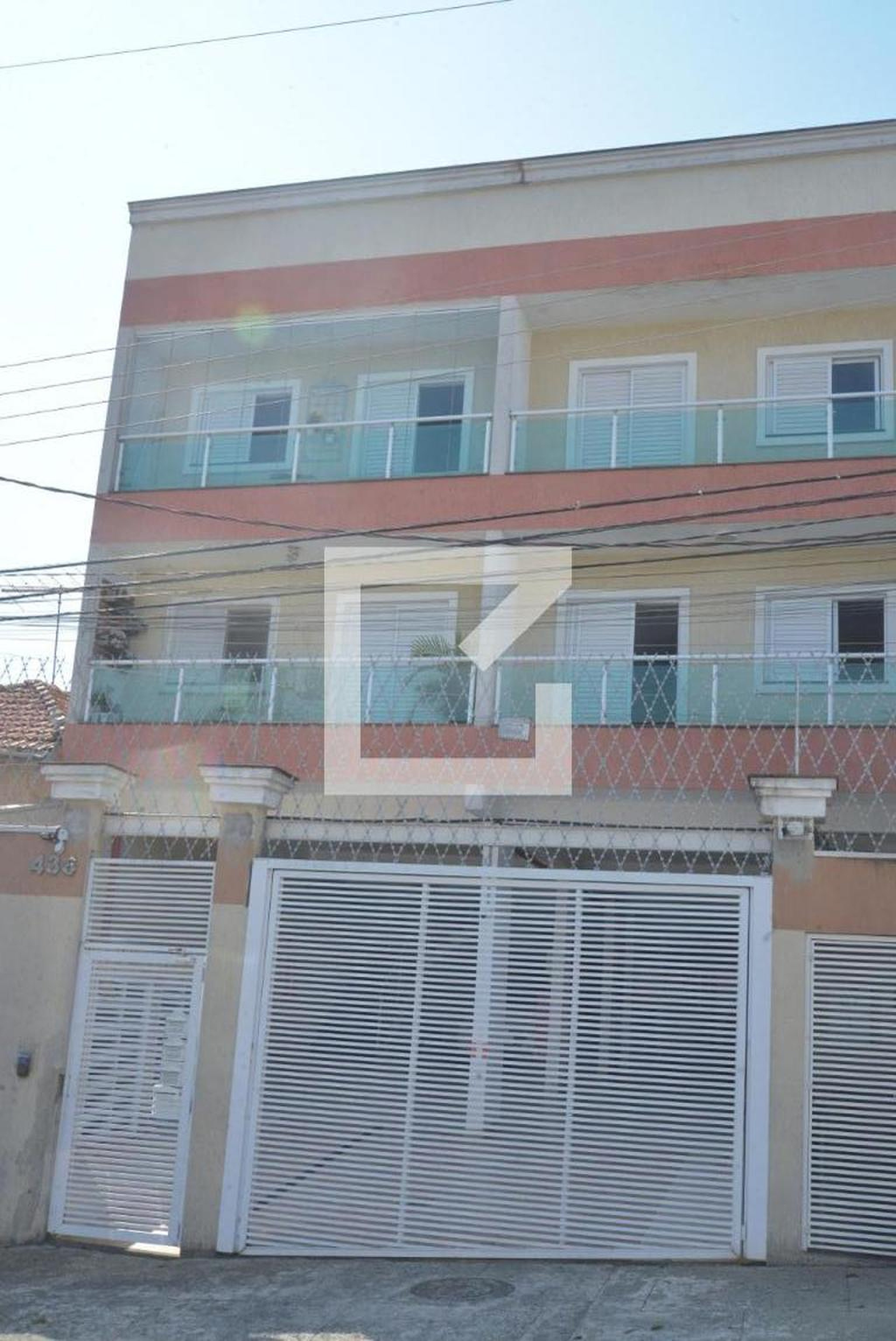 Fachada Condomínio em Rua Jaguarão, 436