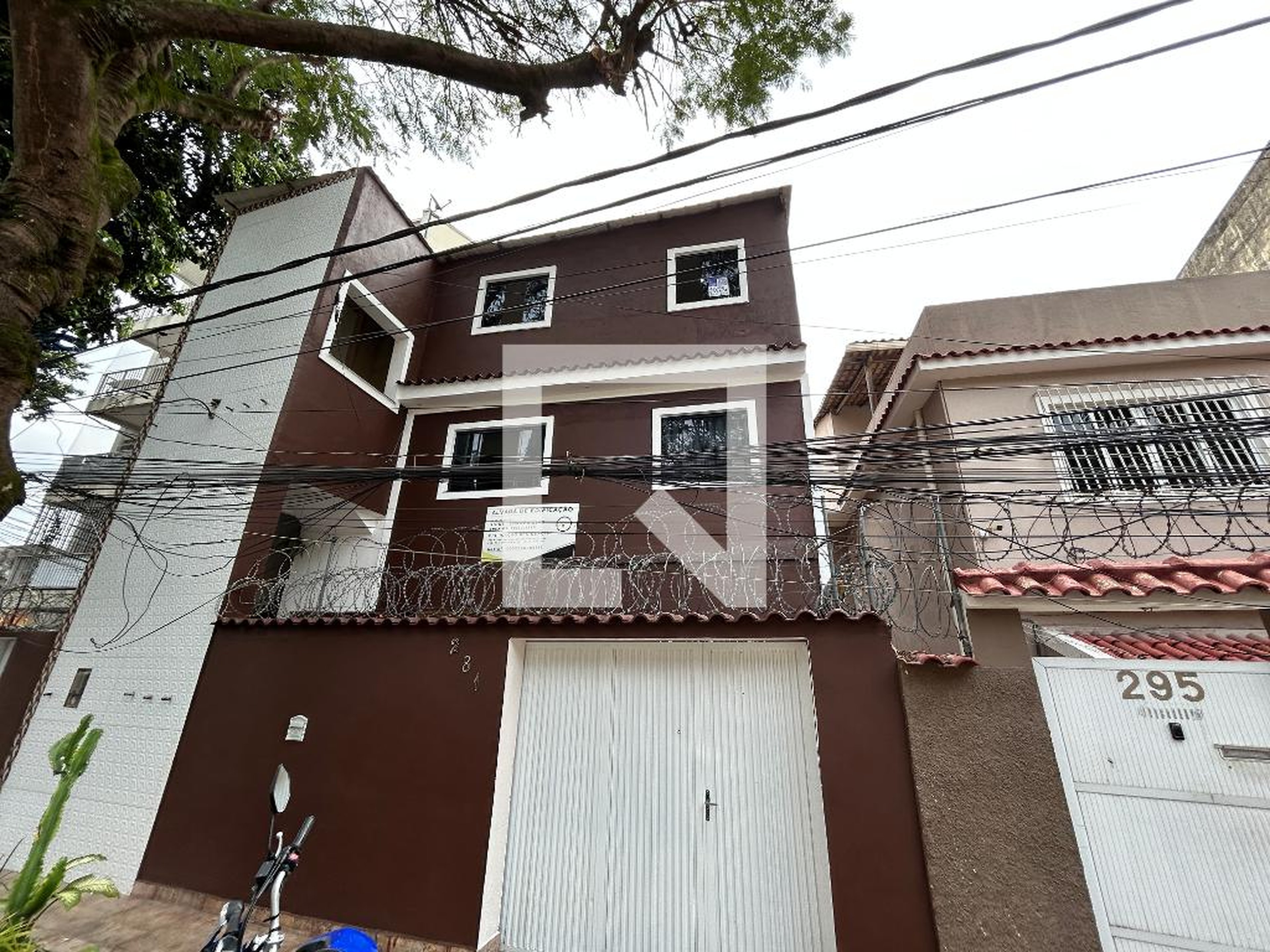 Fachada Condomínio em Rua Vaz de Caminha, 277