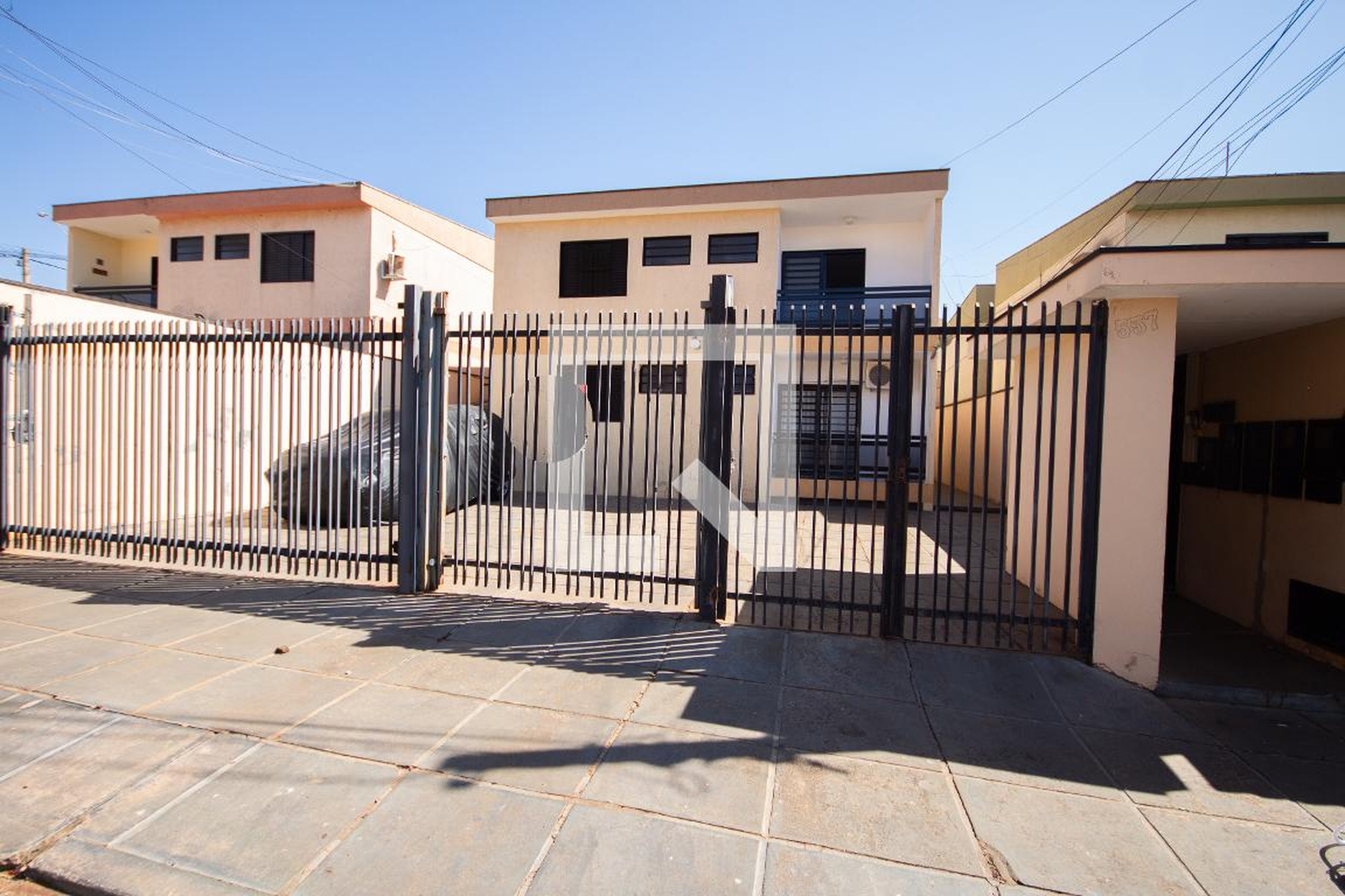 Fachada Condomínio em Rua Jaime José do Nascimento Feitosa, 557